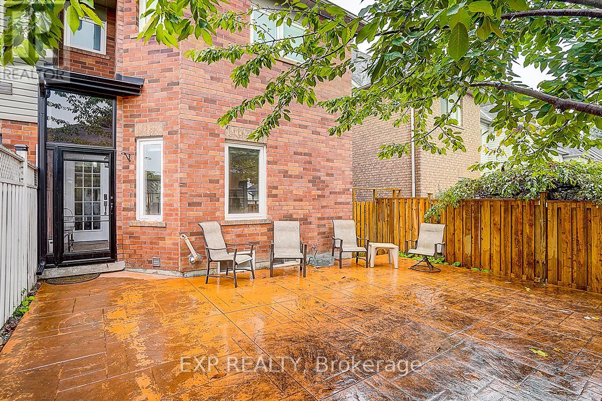 35 Luxton Avenue, Aurora, Ontario  L4G 7J8 - Photo 28 - N12428171