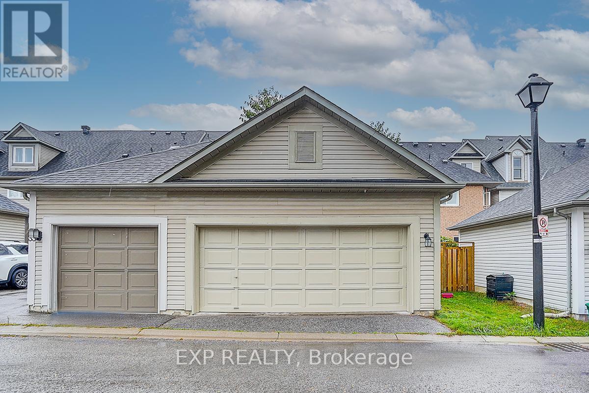 35 Luxton Avenue, Aurora, Ontario  L4G 7J8 - Photo 30 - N12428171