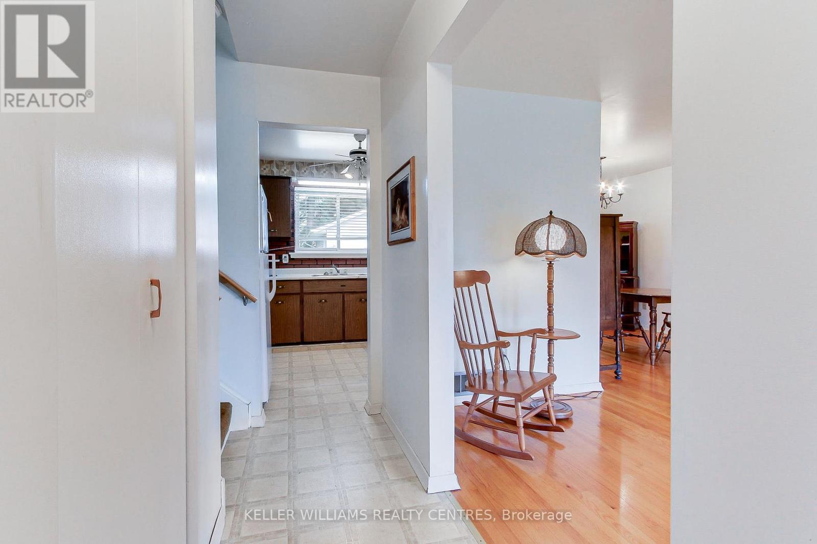 132 Peter Street, East Gwillimbury, Ontario  L9N 1K9 - Photo 10 - N12428175