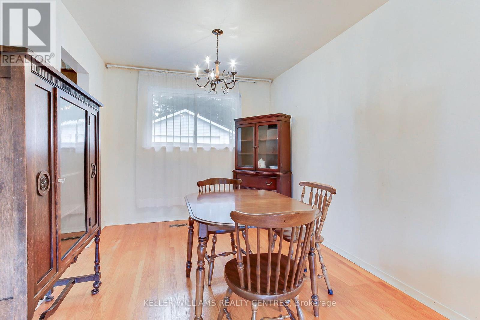 132 Peter Street, East Gwillimbury, Ontario  L9N 1K9 - Photo 14 - N12428175