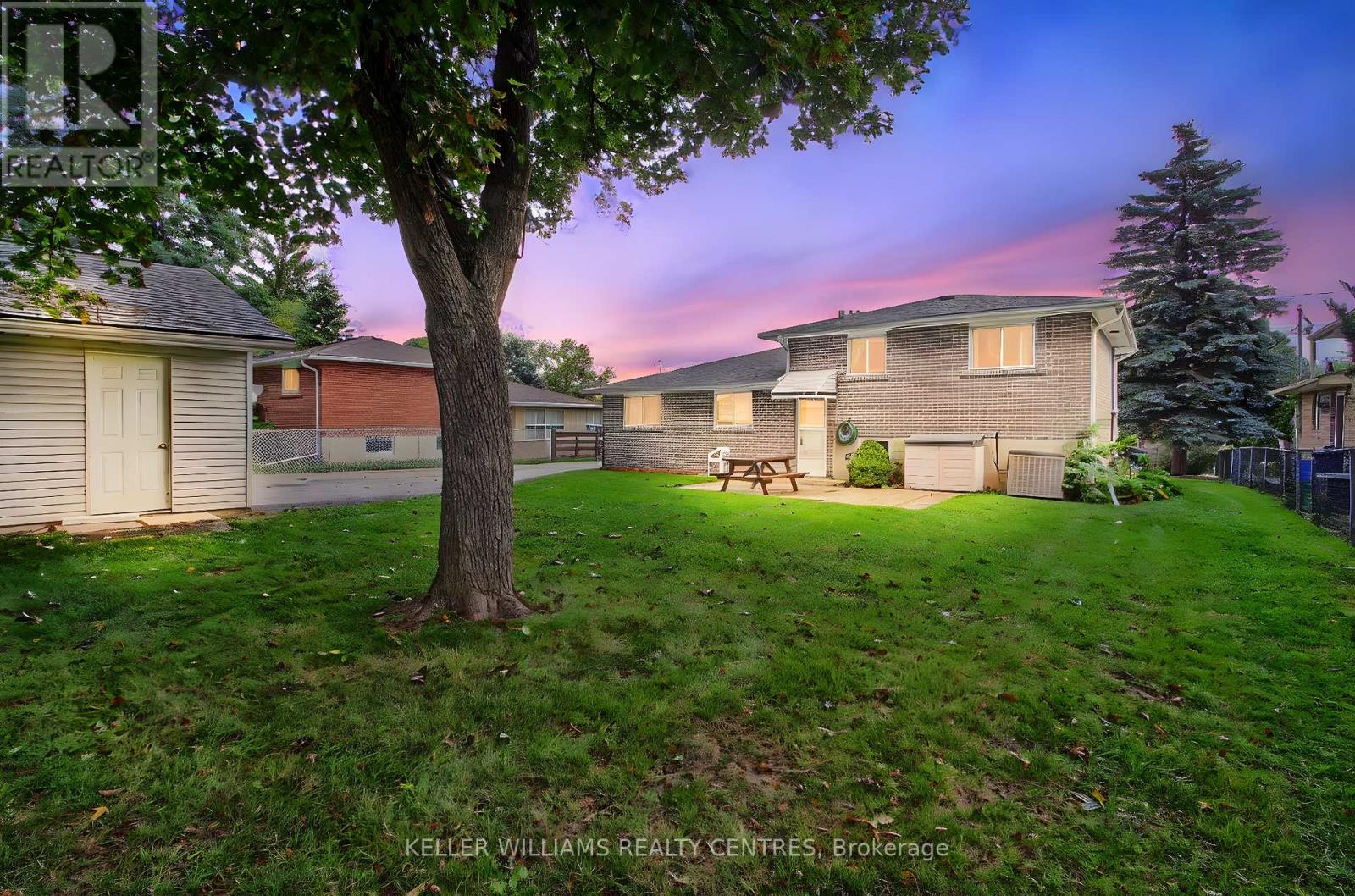 132 Peter Street, East Gwillimbury, Ontario  L9N 1K9 - Photo 37 - N12428175