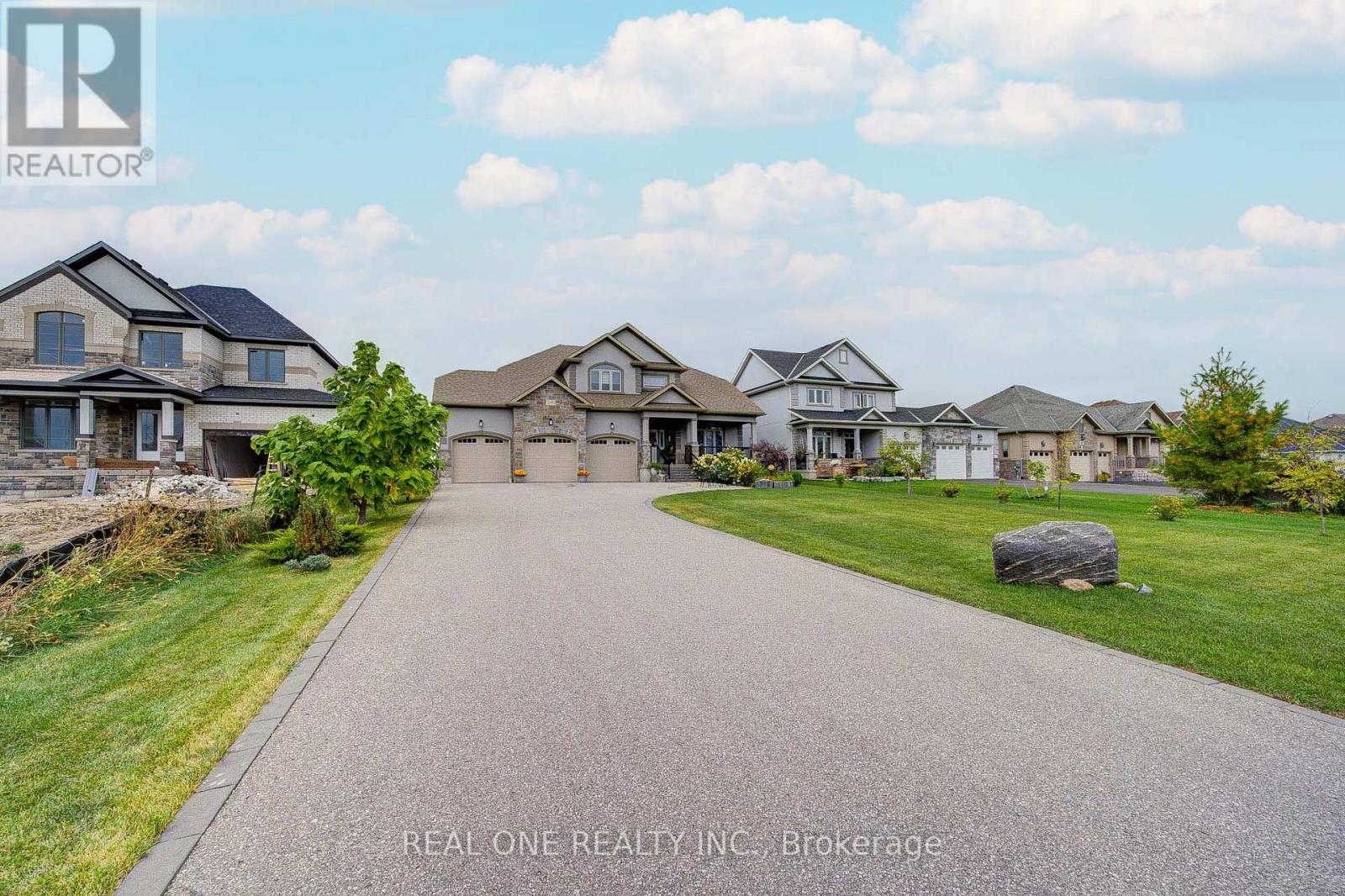 295 SUNNYBRAE AVENUE, Innisfil, Ontario