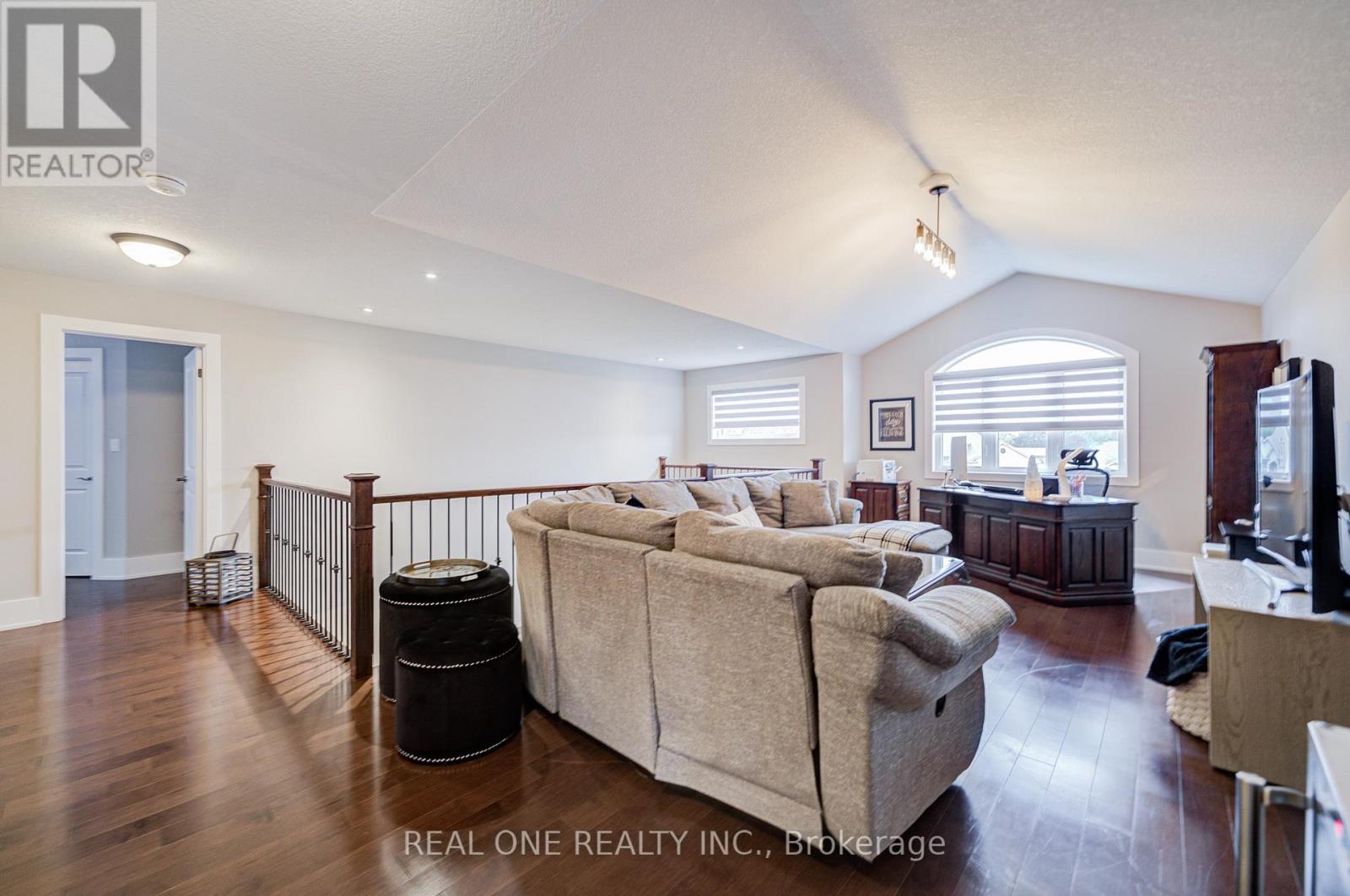 295 Sunnybrae Avenue, Innisfil, Ontario  L9S 0K9 - Photo 34 - N12428262