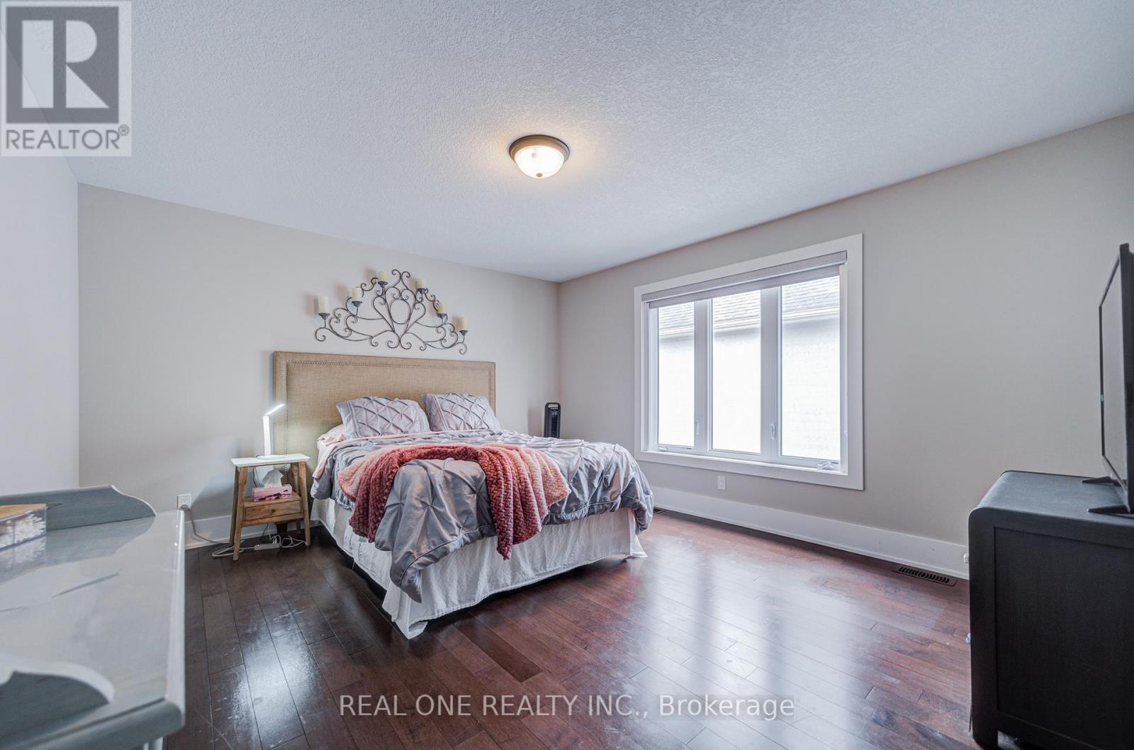 295 Sunnybrae Avenue, Innisfil, Ontario  L9S 0K9 - Photo 36 - N12428262