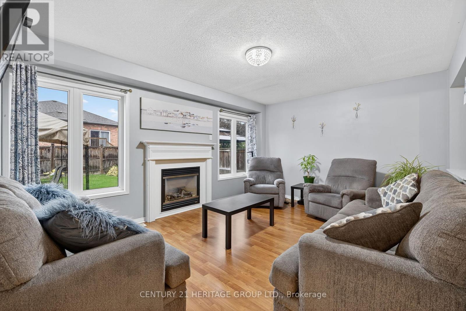 5 Booth Street, Bradford West Gwillimbury, Ontario  L3Z 0A3 - Photo 14 - N12428267