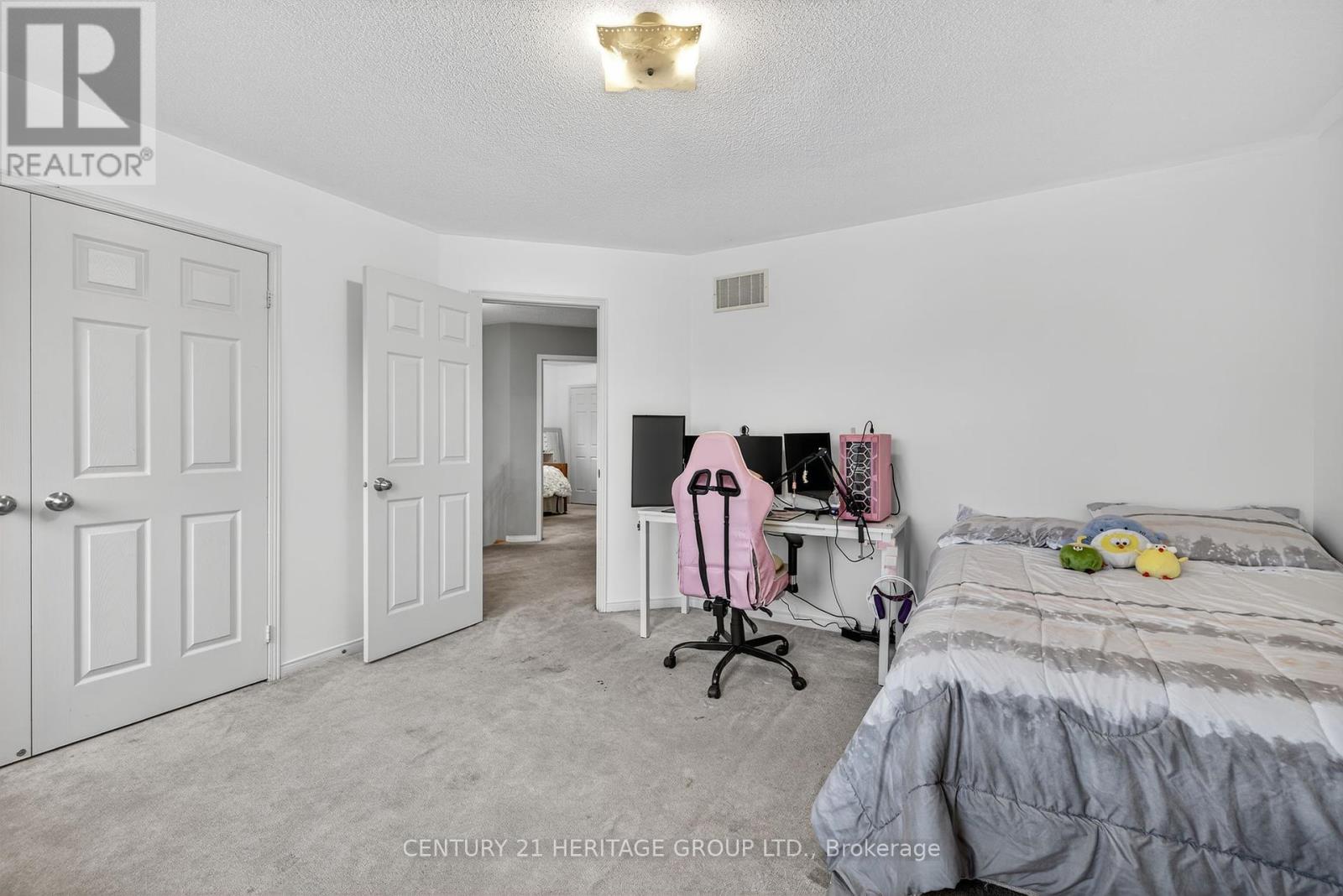 5 Booth Street, Bradford West Gwillimbury, Ontario  L3Z 0A3 - Photo 21 - N12428267