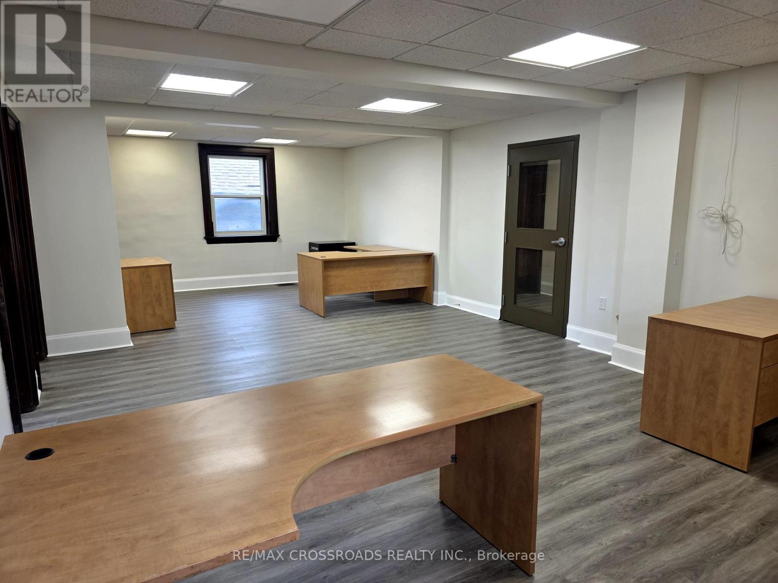 4 - 15221 Yonge Street, Aurora, Ontario  L4G 1L8 - Photo 10 - N12428299