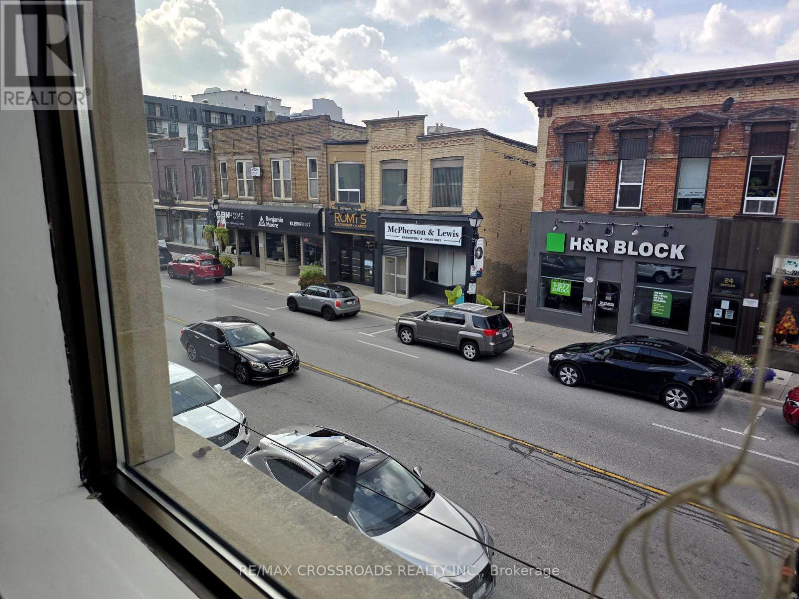 4 - 15221 Yonge Street, Aurora, Ontario  L4G 1L8 - Photo 15 - N12428299
