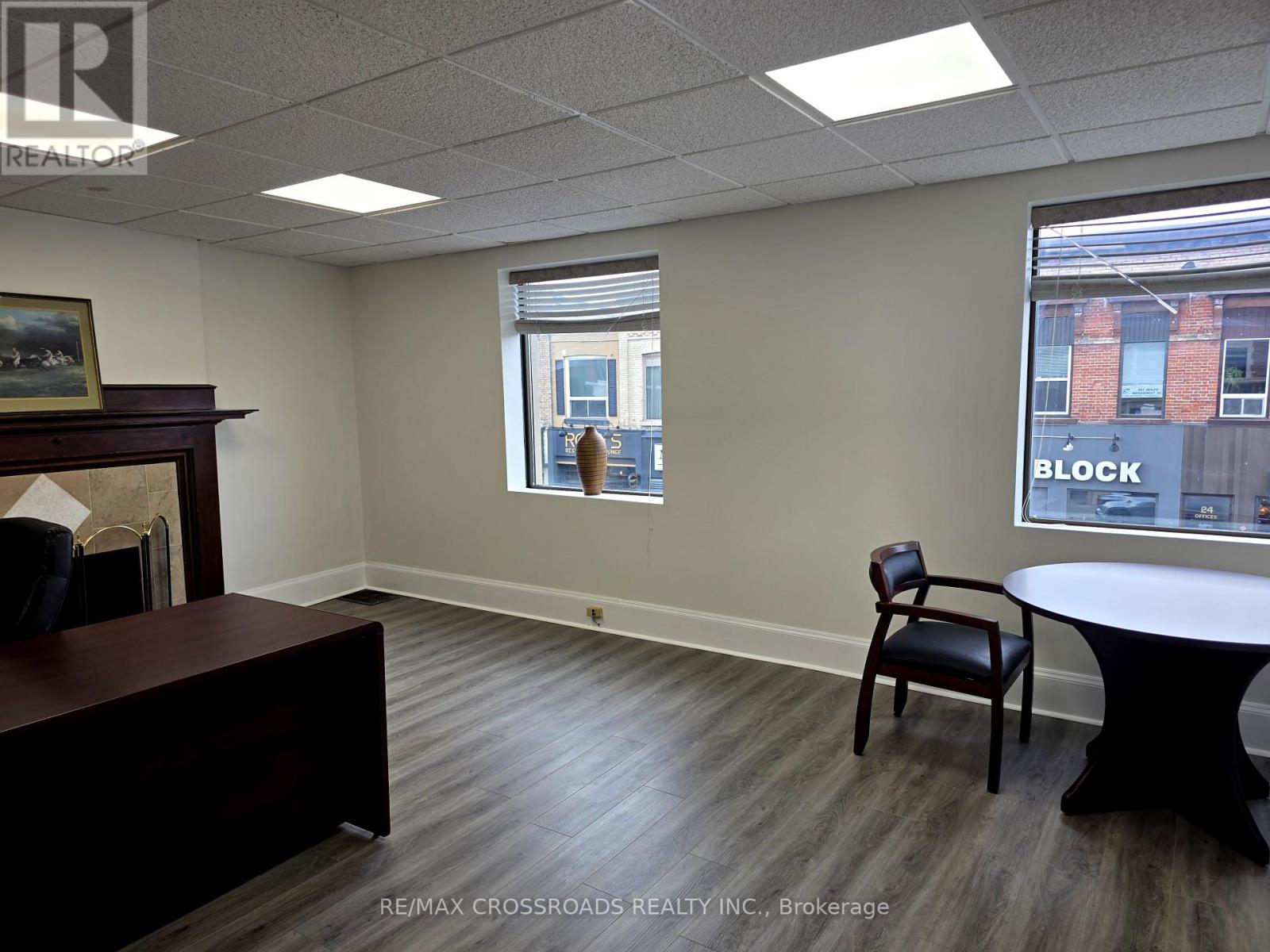 4 - 15221 Yonge Street, Aurora, Ontario  L4G 1L8 - Photo 16 - N12428299