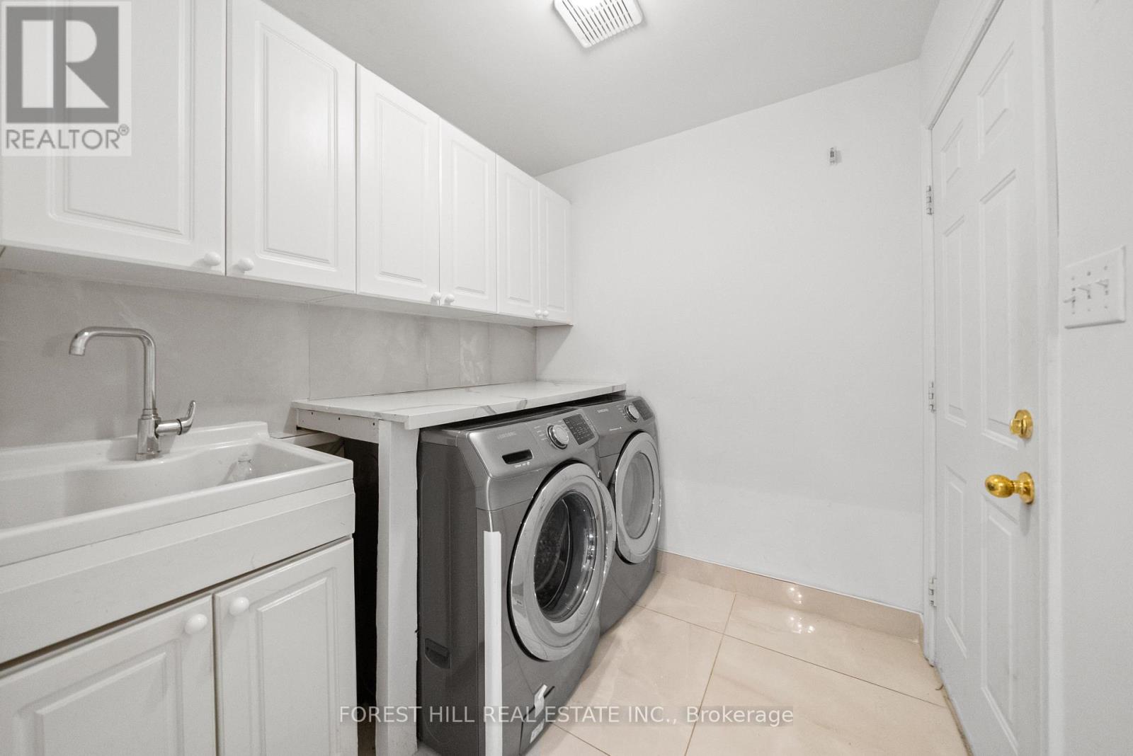 35 Benville Crescent, Aurora, Ontario  L4G 7K3 - Photo 23 - N12428324