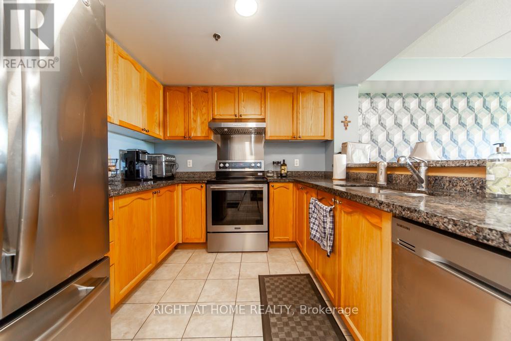 301 - 7428 Markham Road, Markham, Ontario  L3S 4V6 - Photo 13 - N12428331