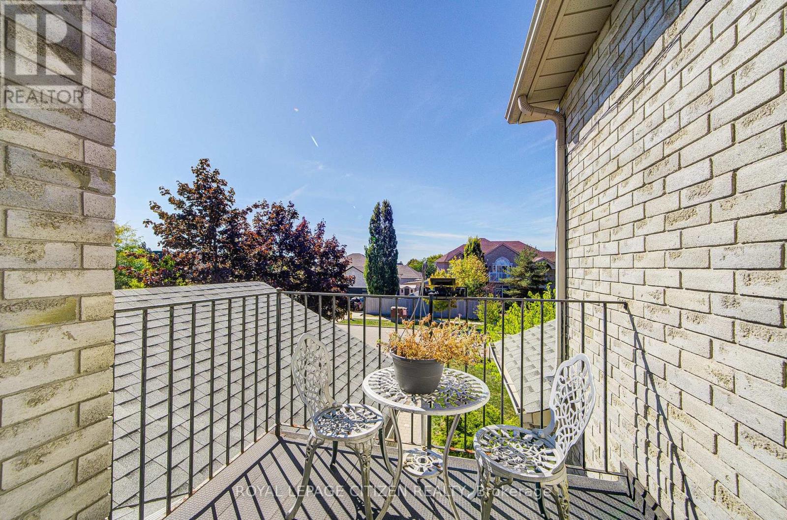 180 Kimber Crescent, Vaughan, Ontario  L4L 9K3 - Photo 13 - N12427788