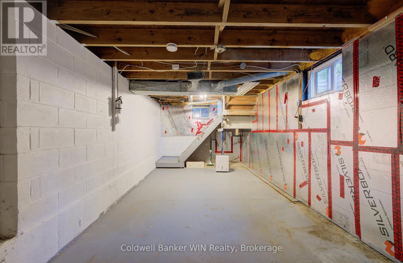 441 Waterloo Street, Wellington North, Ontario  N0G 2L3 - Photo 30 - X12425427
