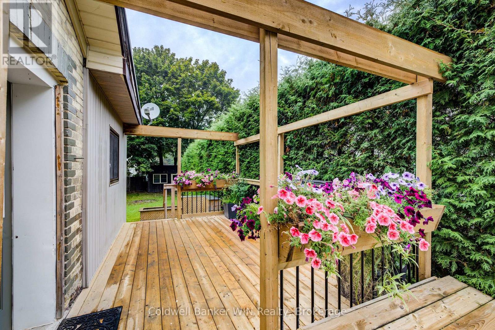 441 Waterloo Street, Wellington North, Ontario  N0G 2L3 - Photo 31 - X12425427