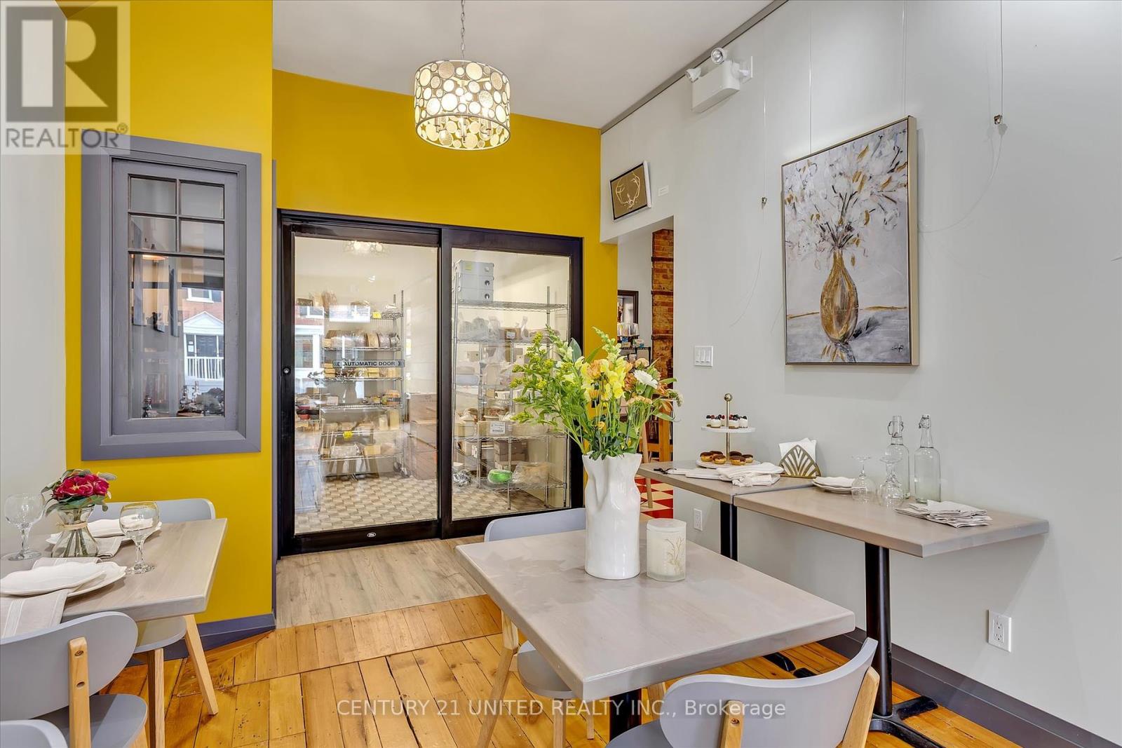 330-334 Charlotte Street W, Peterborough, Ontario  K9J 2V9 - Photo 32 - X12217581