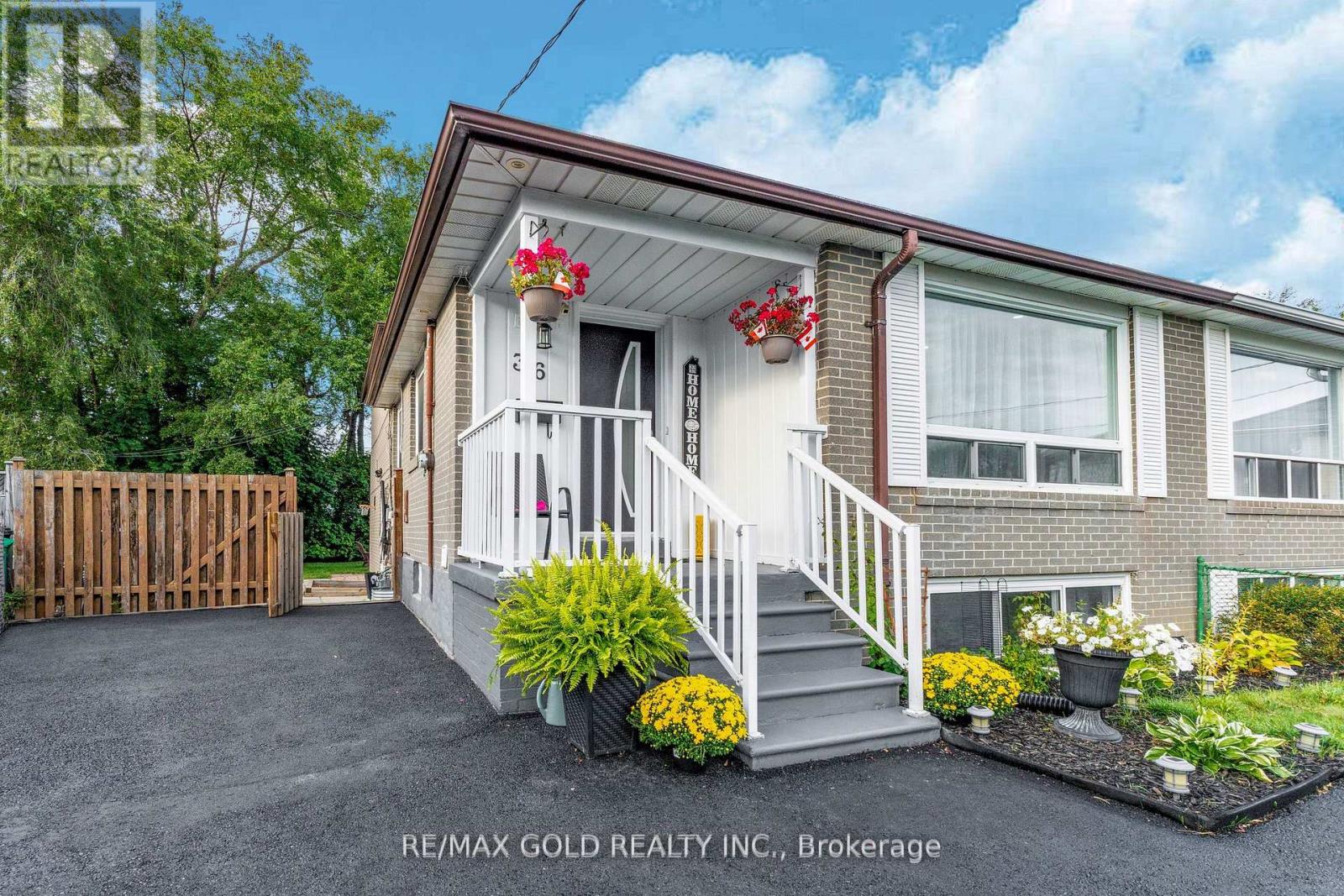 36 Garfield Crescent, Brampton, Ontario  L6V 1V8 - Photo 41 - W12428165