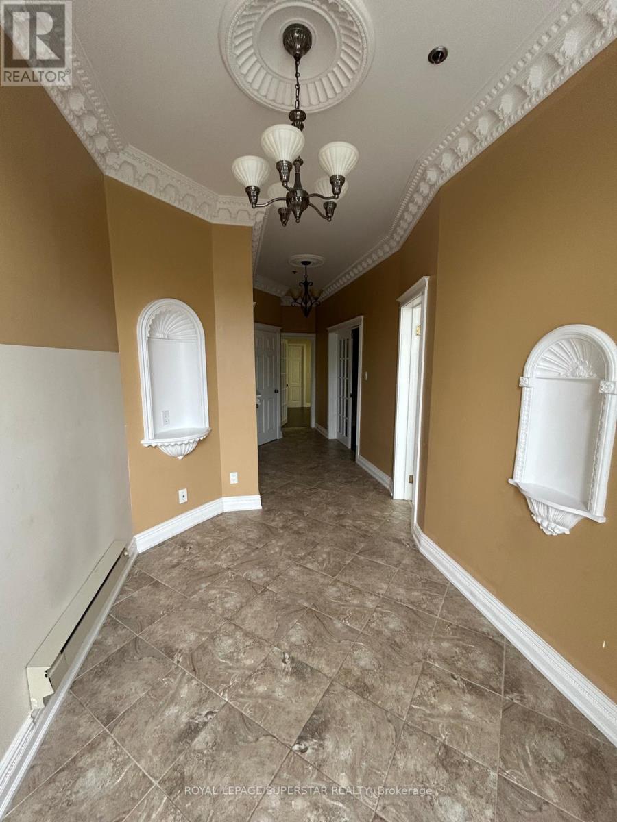 22 Good Mark Place, Toronto, Ontario  M9W 6R2 - Photo 10 - W12428178
