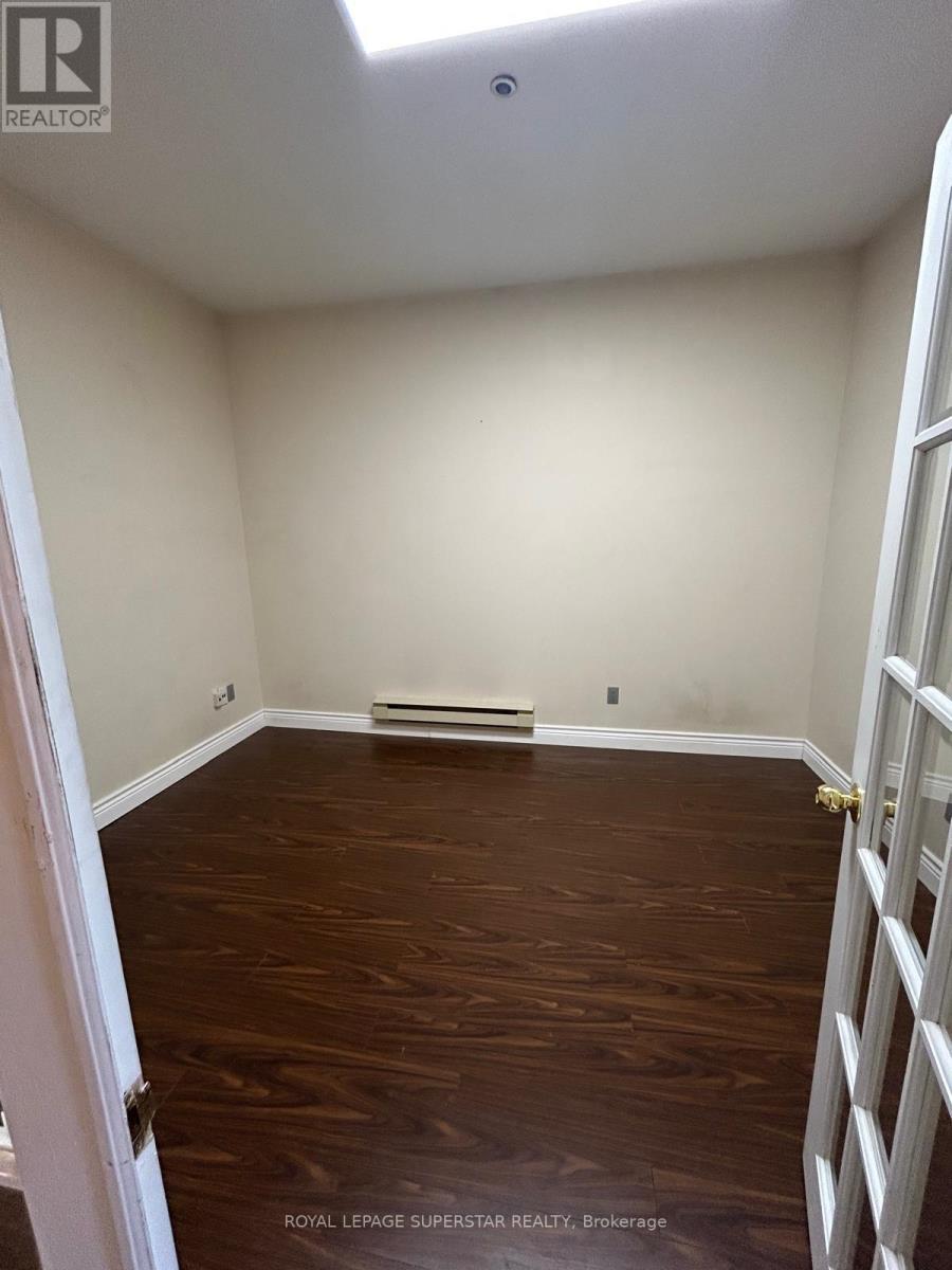 22 Good Mark Place, Toronto, Ontario  M9W 6R2 - Photo 13 - W12428178