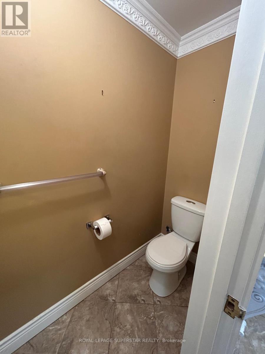 22 Good Mark Place, Toronto, Ontario  M9W 6R2 - Photo 14 - W12428178