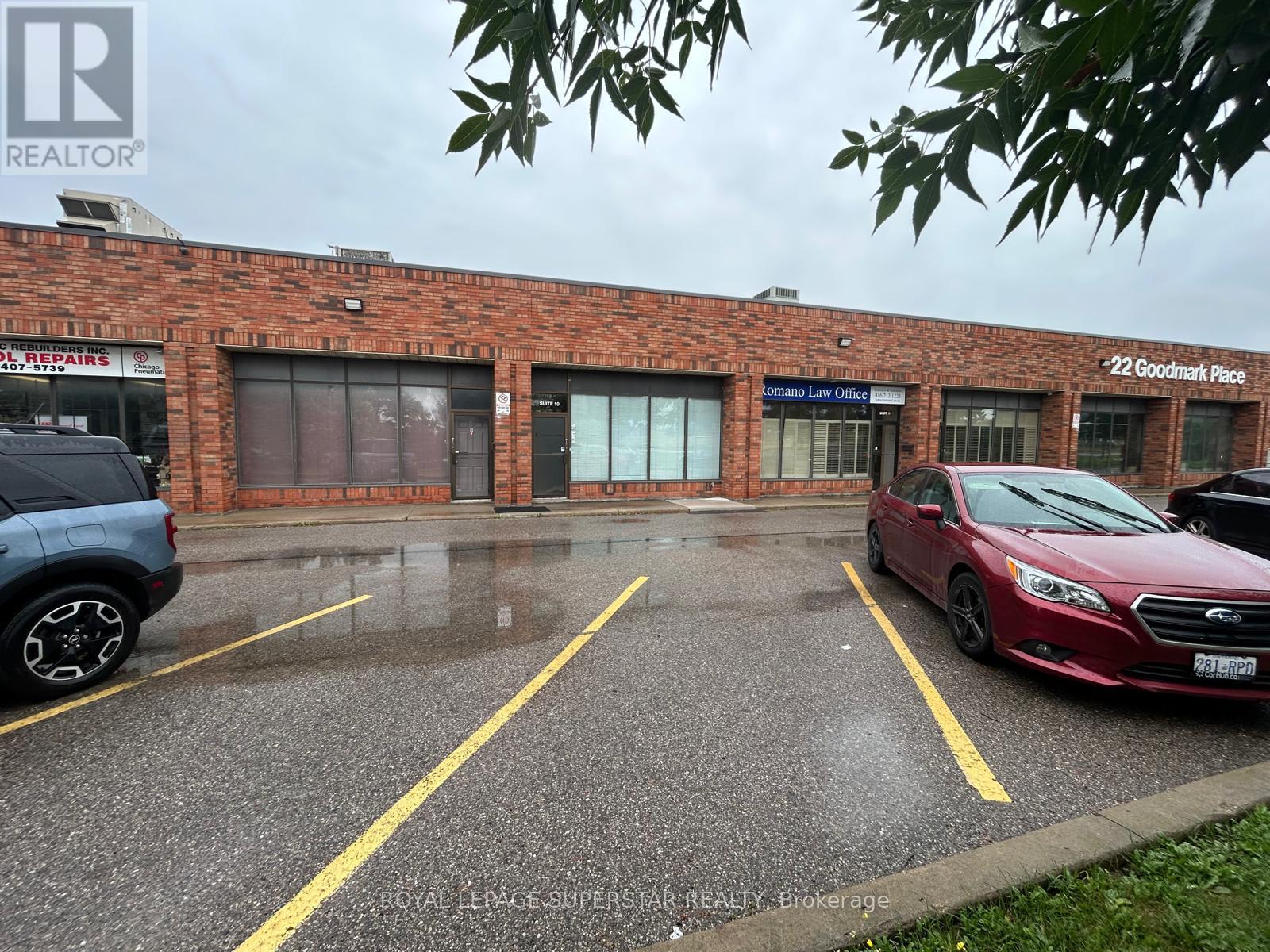 22 Good Mark Place, Toronto, Ontario  M9W 6R2 - Photo 2 - W12428178