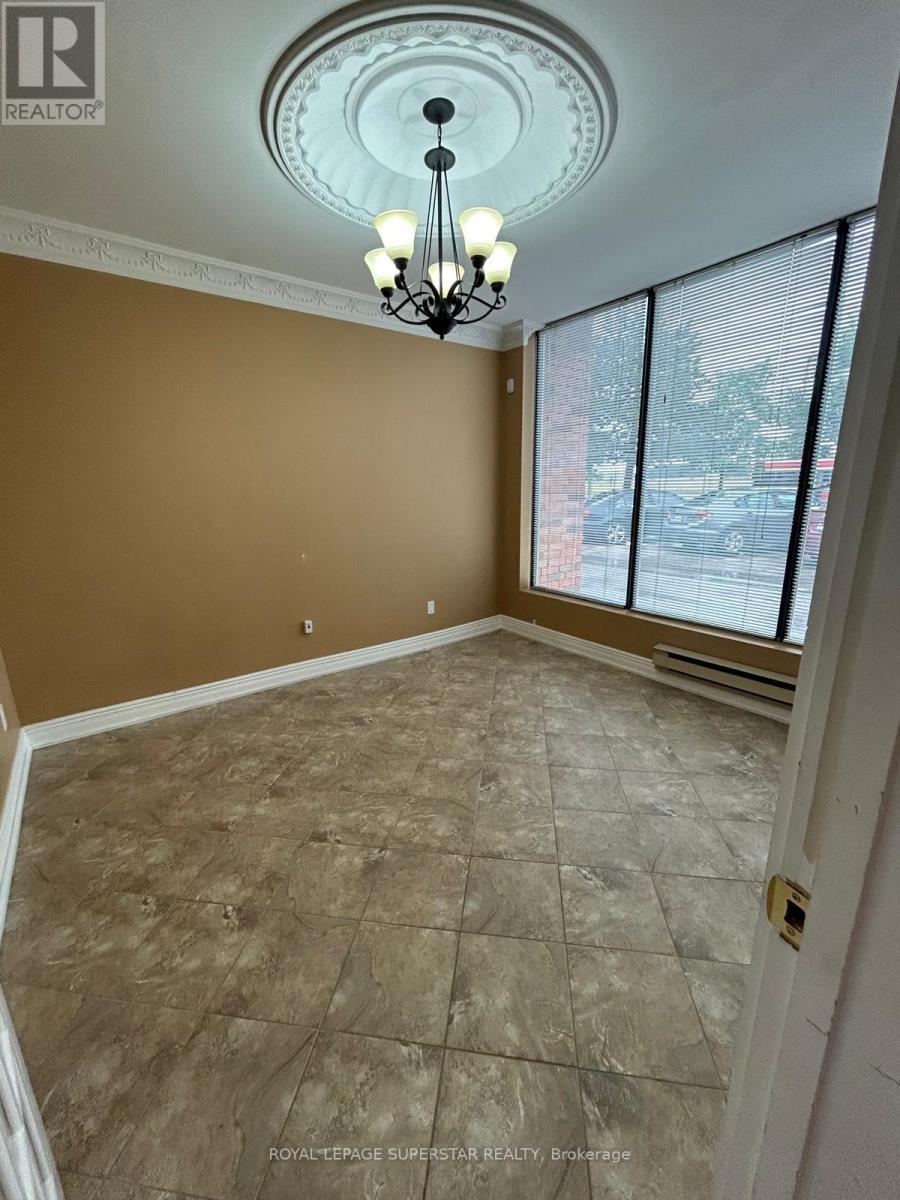 22 Good Mark Place, Toronto, Ontario  M9W 6R2 - Photo 3 - W12428178