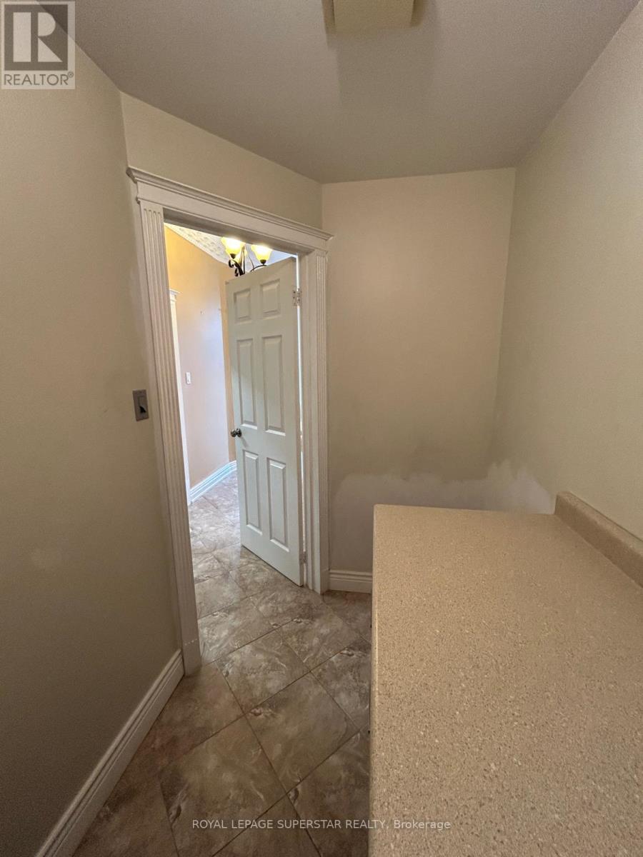 22 Good Mark Place, Toronto, Ontario  M9W 6R2 - Photo 6 - W12428178