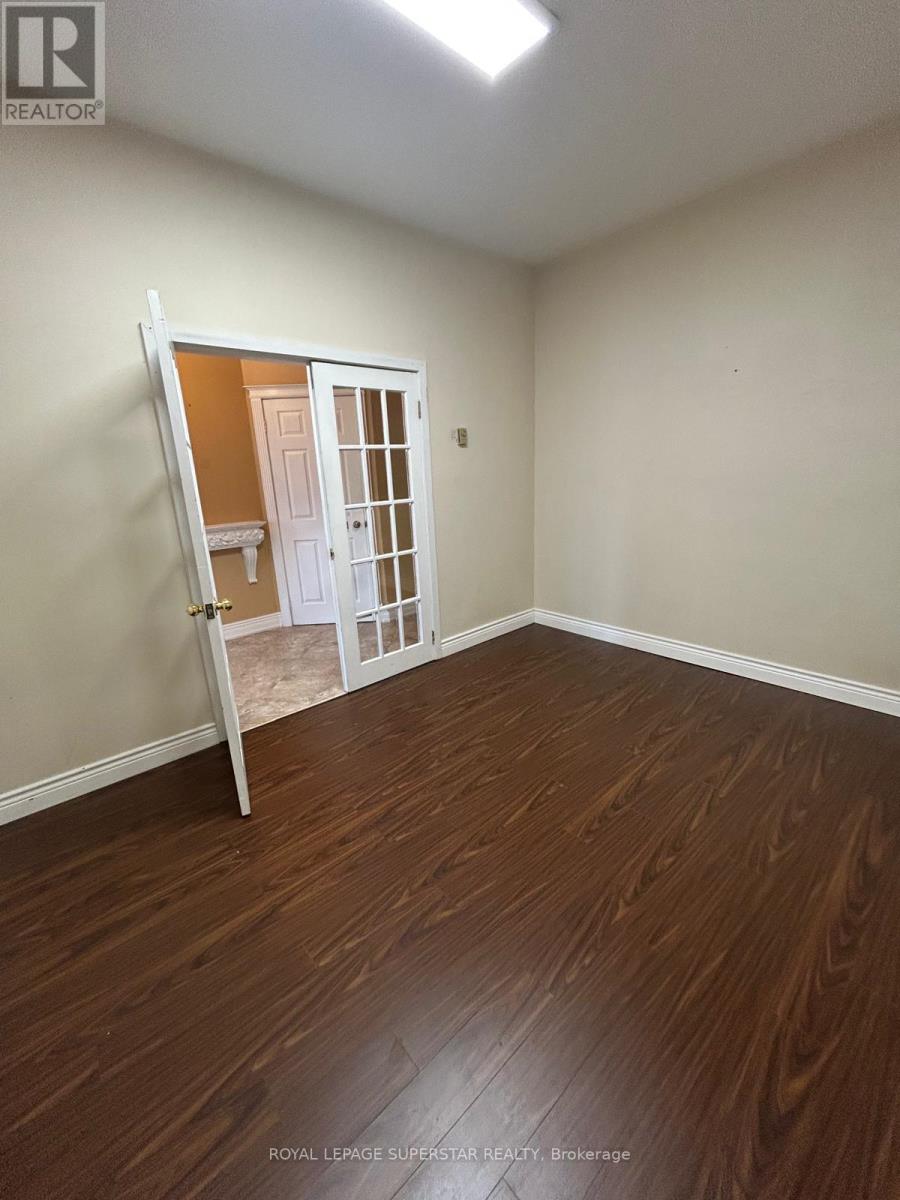 22 Good Mark Place, Toronto, Ontario  M9W 6R2 - Photo 8 - W12428178