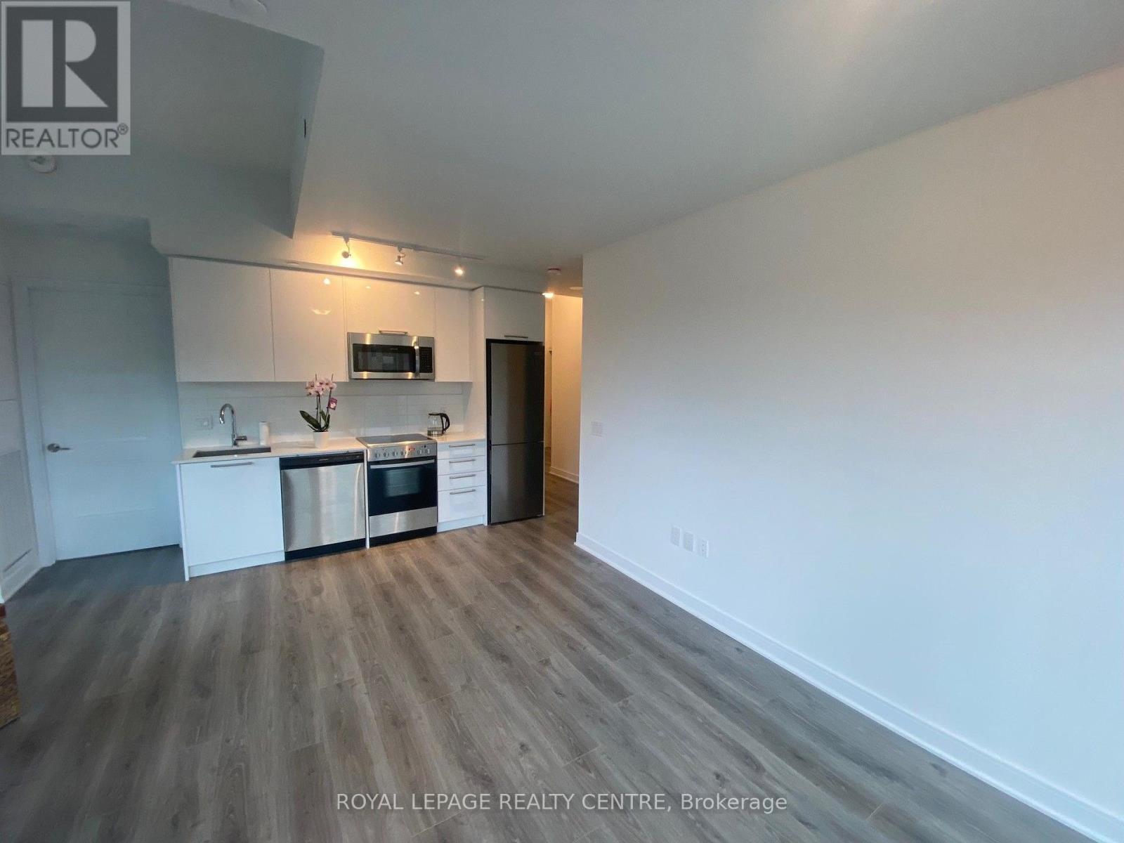 709 - 25 Neighbourhood Lane, Toronto, Ontario  M9Y 0C4 - Photo 7 - W12428194