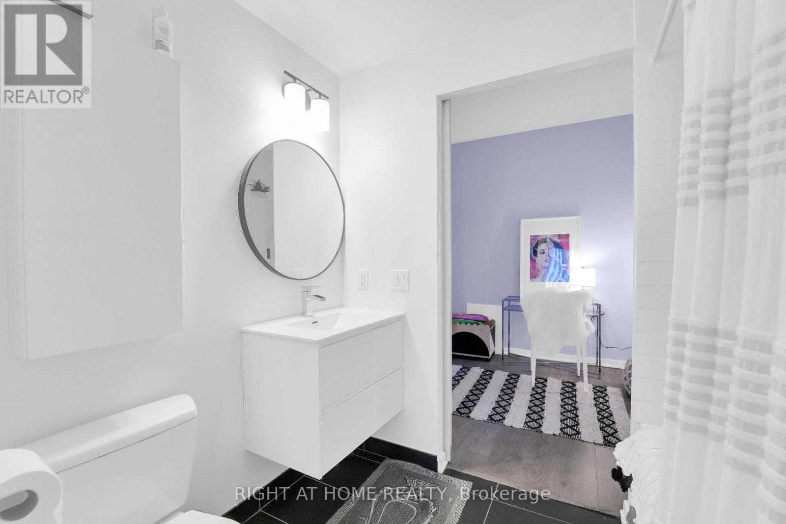 1414 - 105 The Queensway, Toronto, Ontario  M6S 5B5 - Photo 10 - W12428224