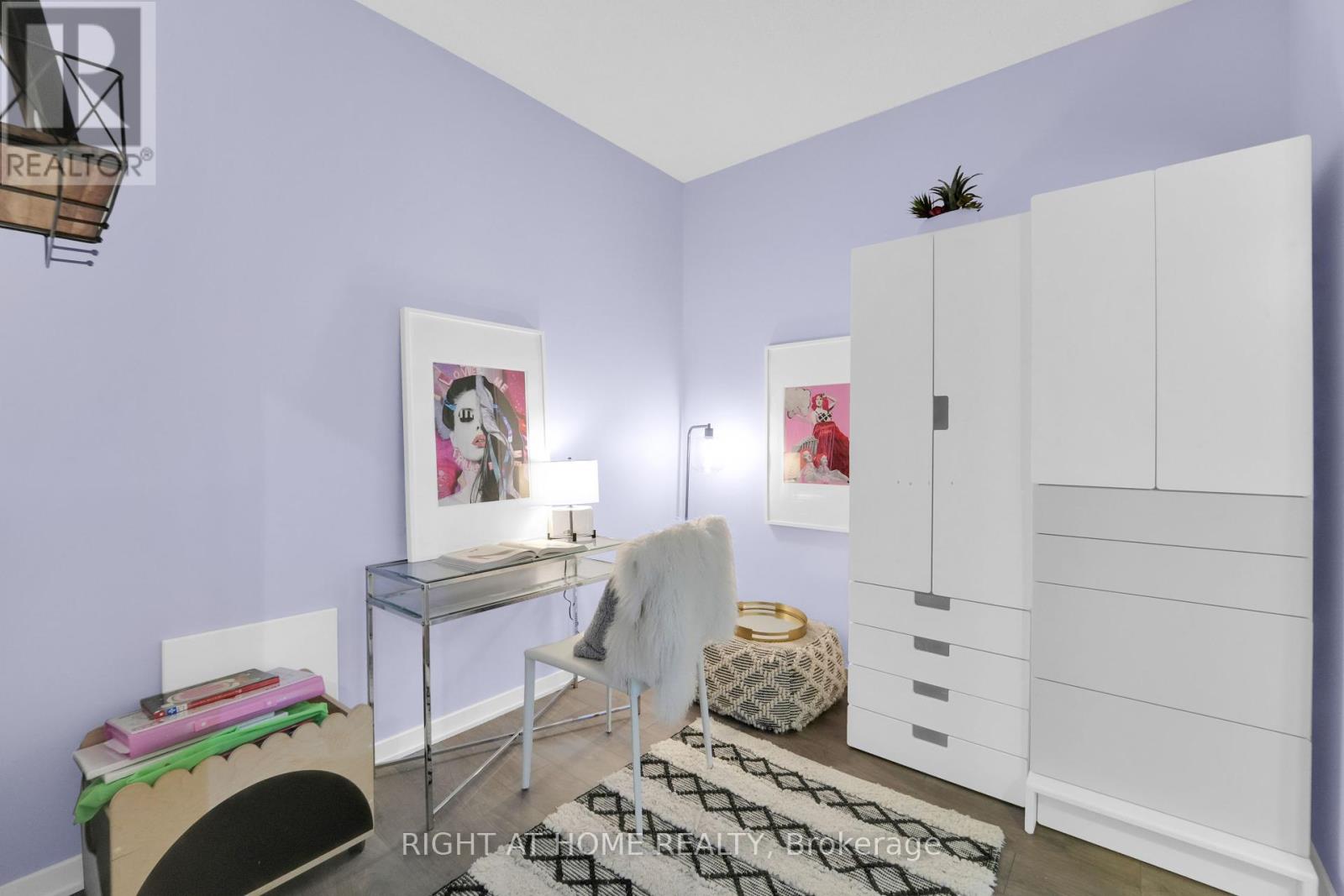 1414 - 105 The Queensway, Toronto, Ontario  M6S 5B5 - Photo 3 - W12428224