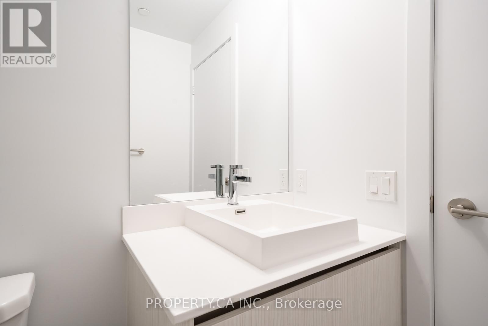 1204 - 251 Manitoba Street, Toronto, Ontario  M8Y 0C7 - Photo 17 - W12428241