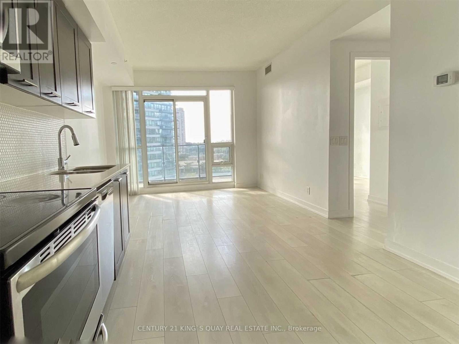 1004 - 2212 LAKE SHORE BOULEVARD W, Toronto, Ontario