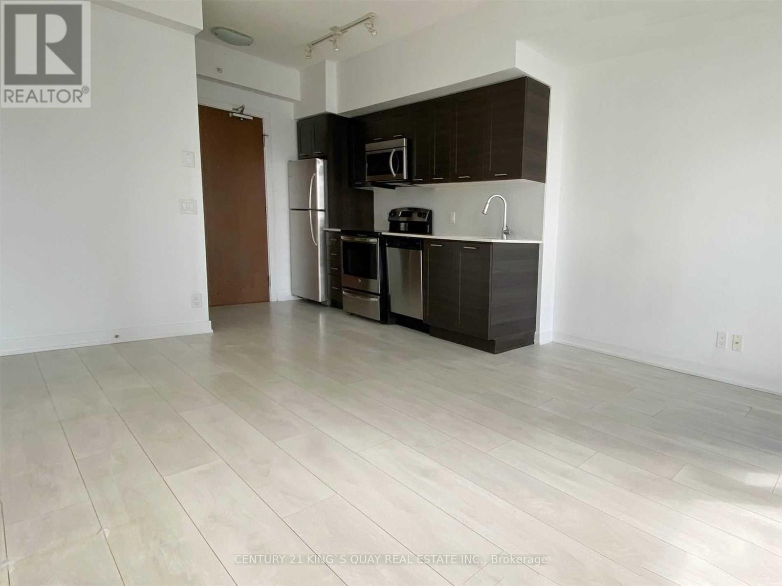 1004 - 2212 Lake Shore Boulevard W, Toronto, Ontario  M8V 0C2 - Photo 2 - W12428243