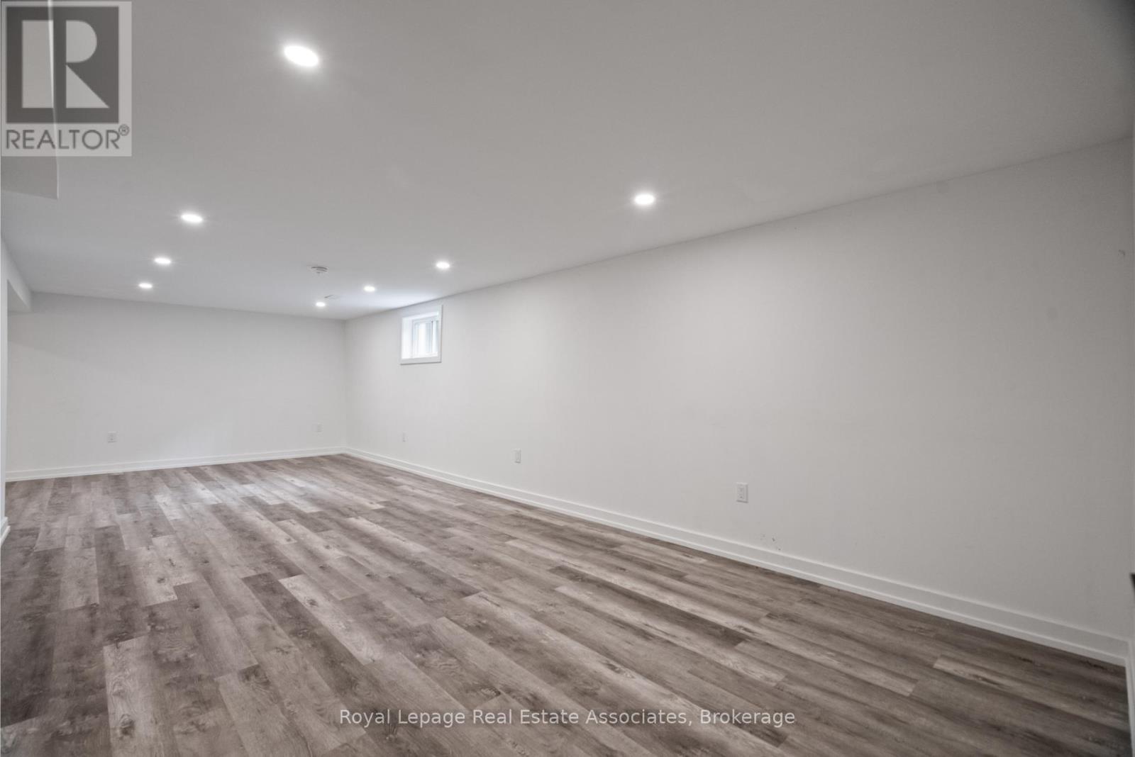 168 Tidey Avenue, Halton Hills, Ontario  L7J 1V6 - Photo 25 - W12428245