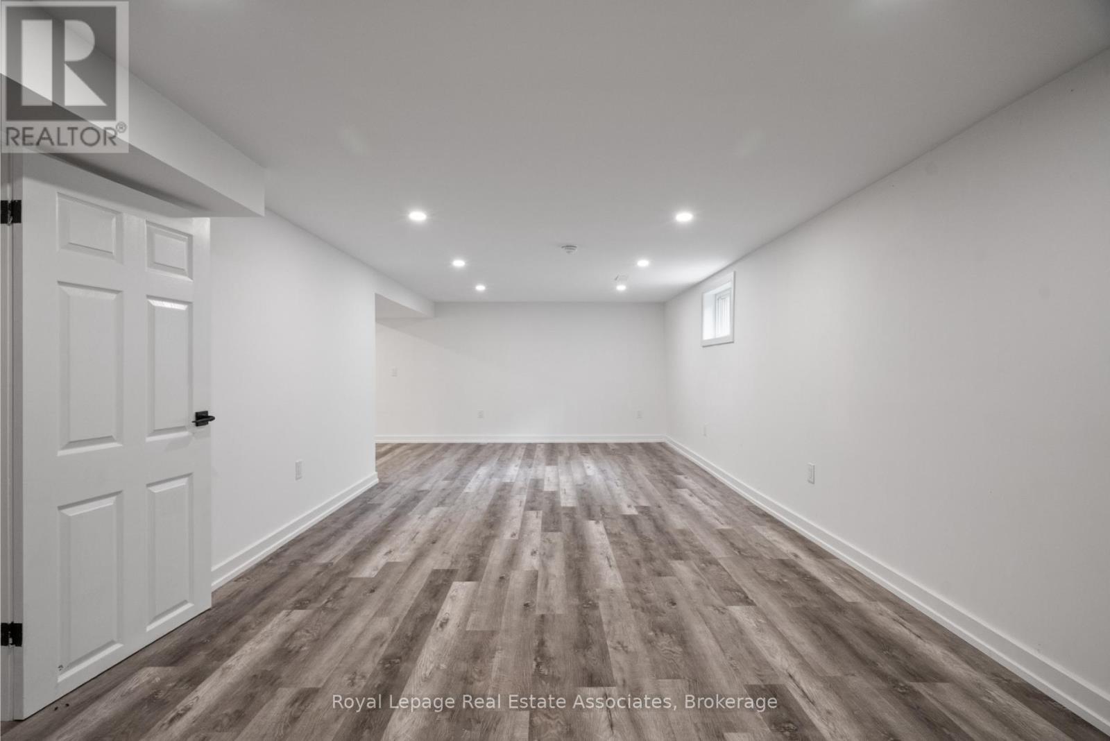 168 Tidey Avenue, Halton Hills, Ontario  L7J 1V6 - Photo 26 - W12428245