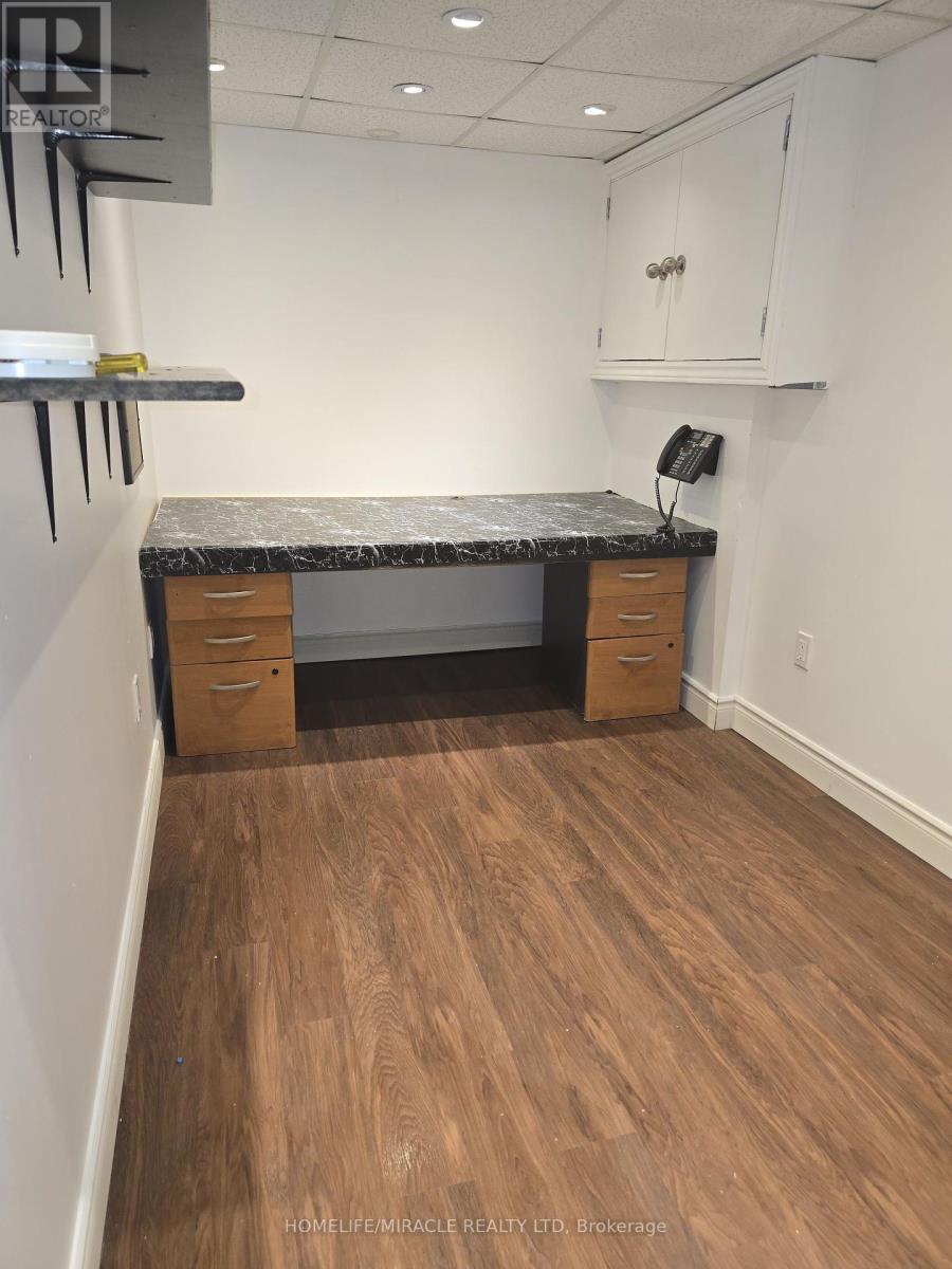 4632 Dunedin Crescent, Mississauga, Ontario  L5R 1M2 - Photo 7 - W12428265