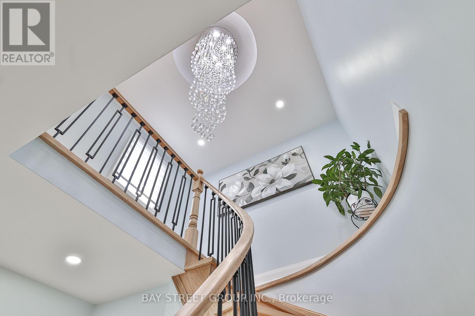 4277 Torino Crescent, Mississauga, Ontario  L4W 3T4 - Photo 15 - W12428268