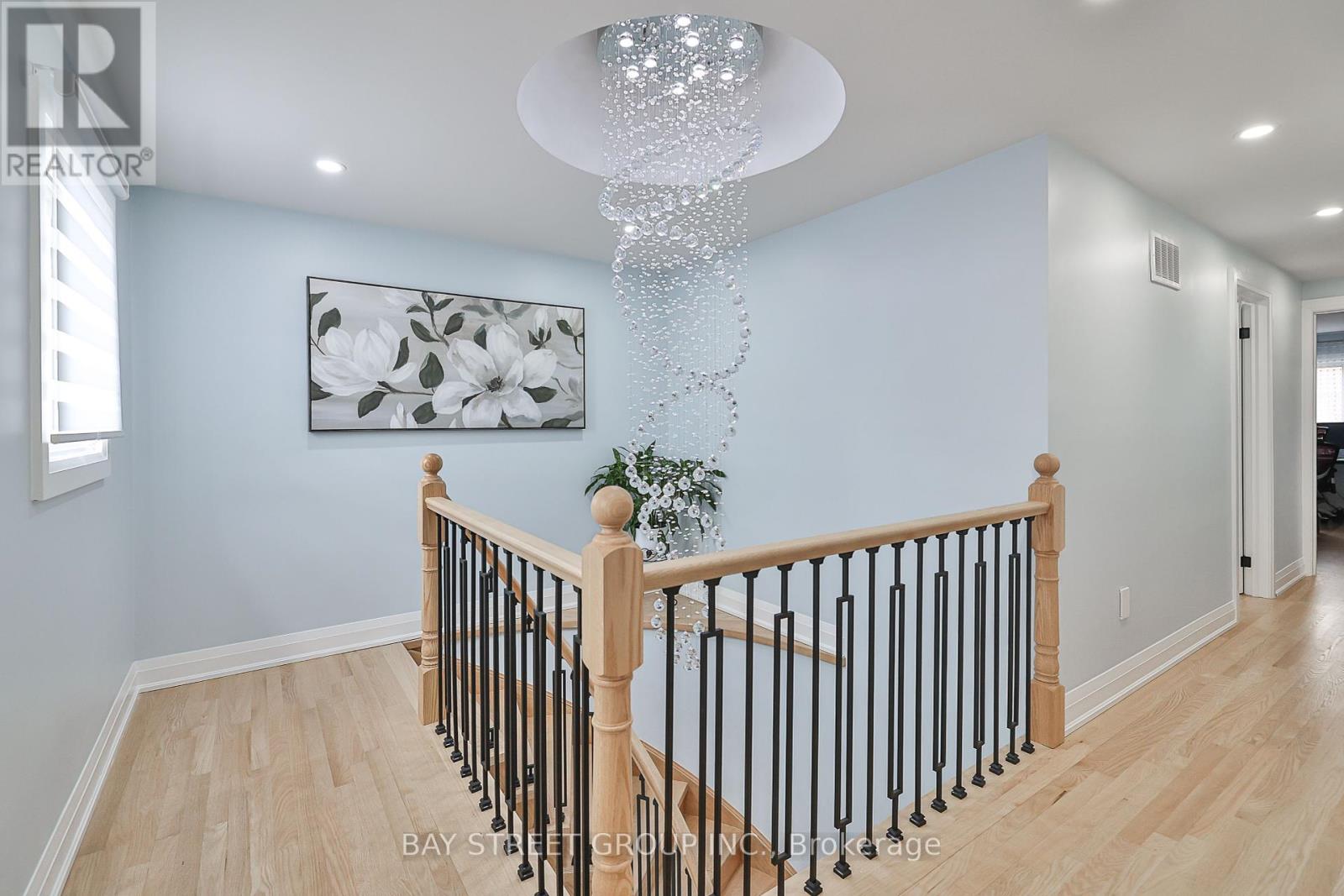 4277 Torino Crescent, Mississauga, Ontario  L4W 3T4 - Photo 17 - W12428268