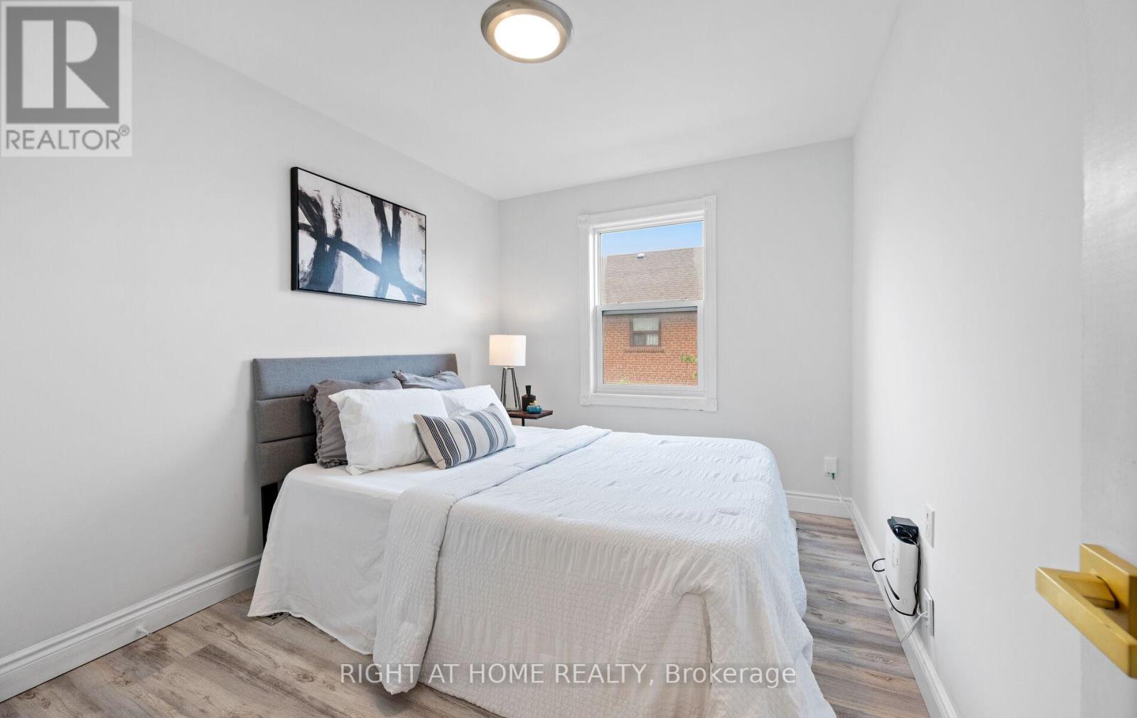 10 Lady York Avenue, Toronto, Ontario  M6B 2A9 - Photo 28 - W12428271