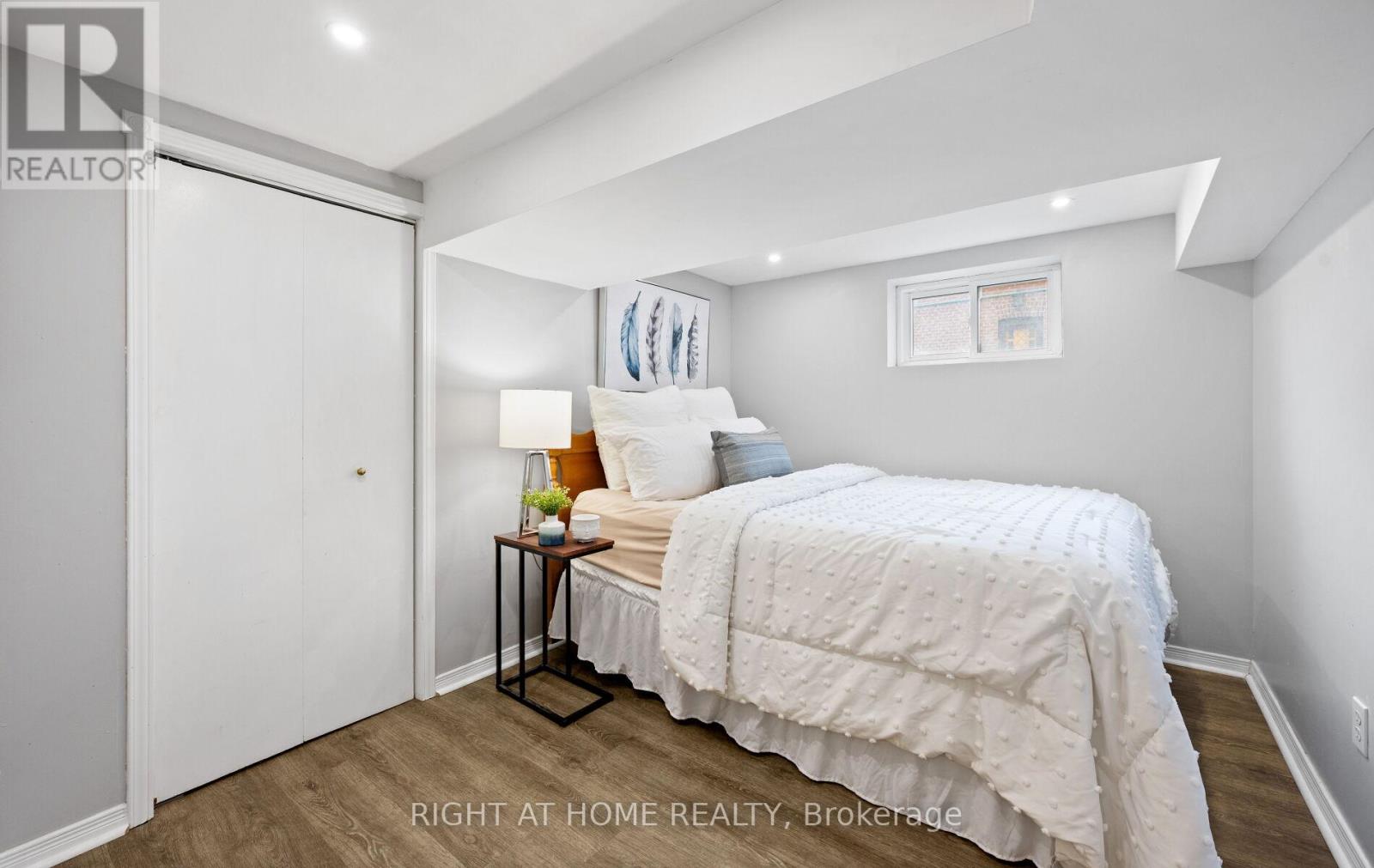 10 Lady York Avenue, Toronto, Ontario  M6B 2A9 - Photo 40 - W12428271