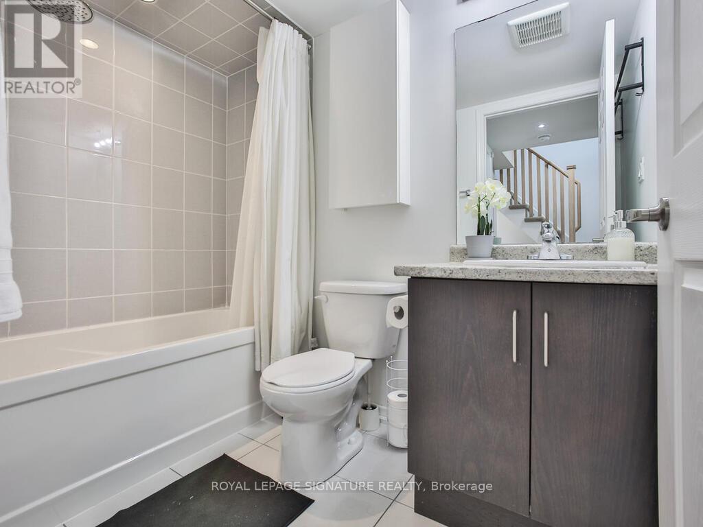 232 - 7 Applewood Lane, Toronto, Ontario  M9C 2Z7 - Photo 18 - W12428274