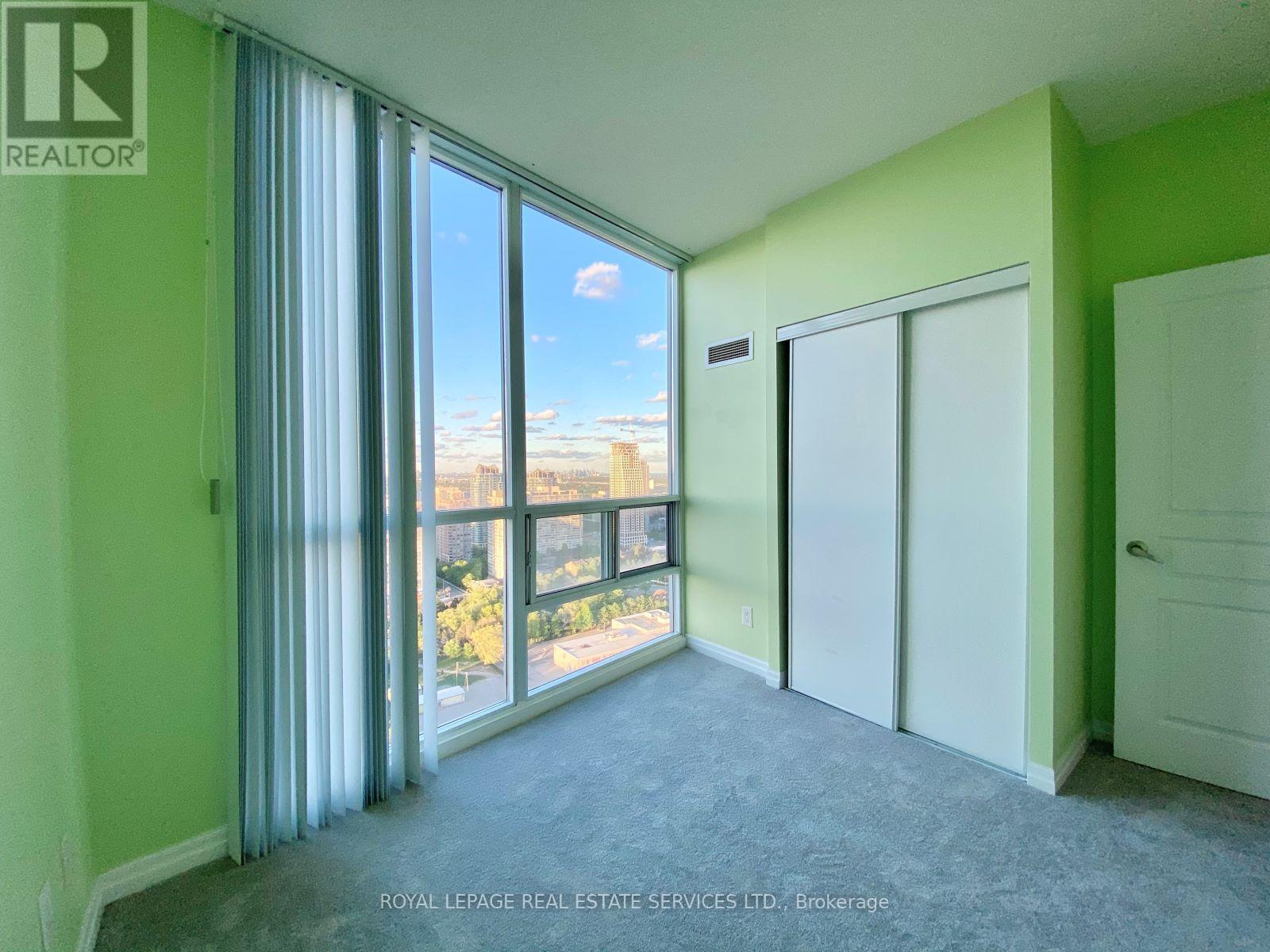 2706 - 223 Webb Drive, Mississauga, Ontario  L5B 0E8 - Photo 17 - W12428278