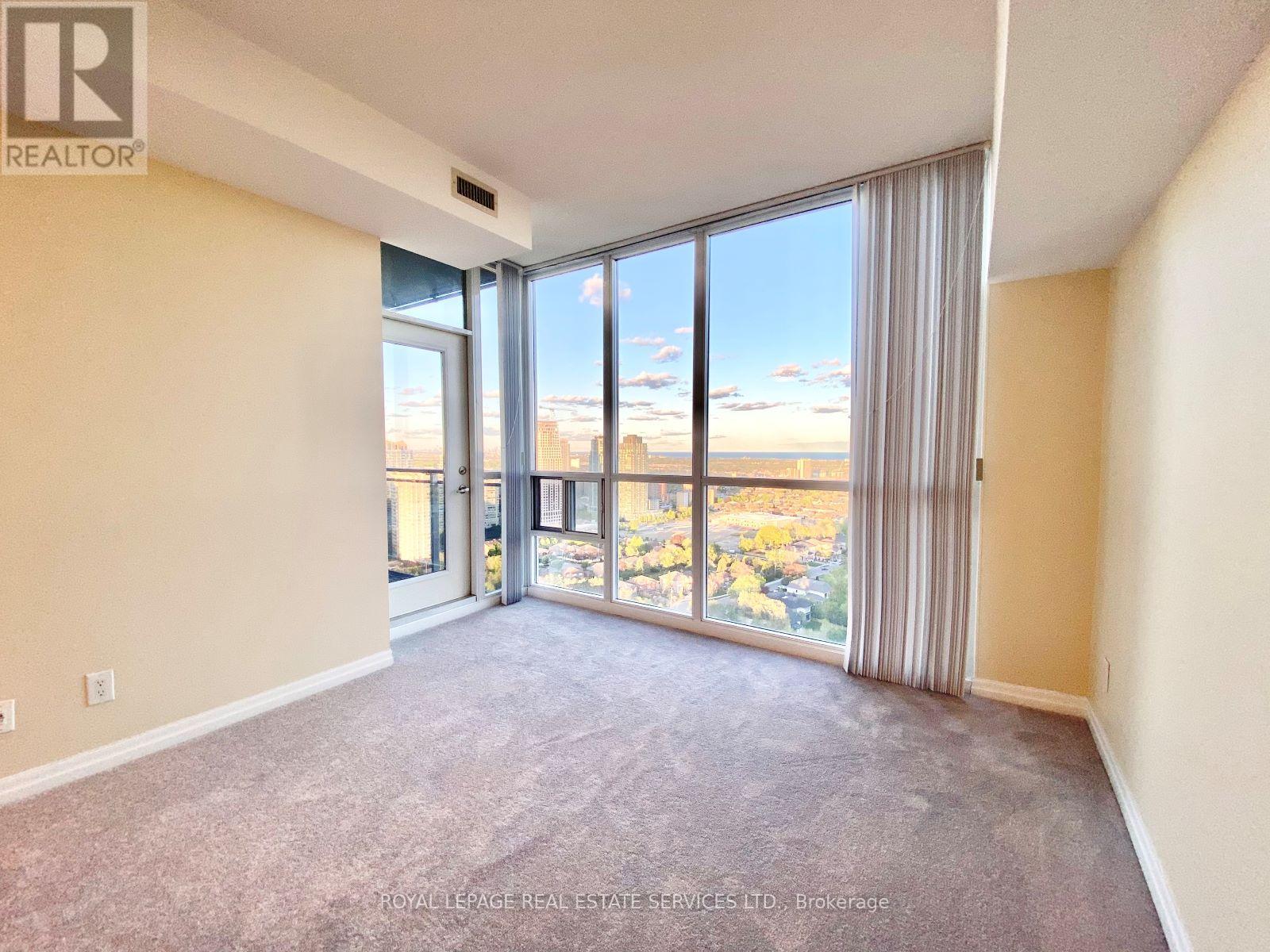 2706 - 223 Webb Drive, Mississauga, Ontario  L5B 0E8 - Photo 19 - W12428278
