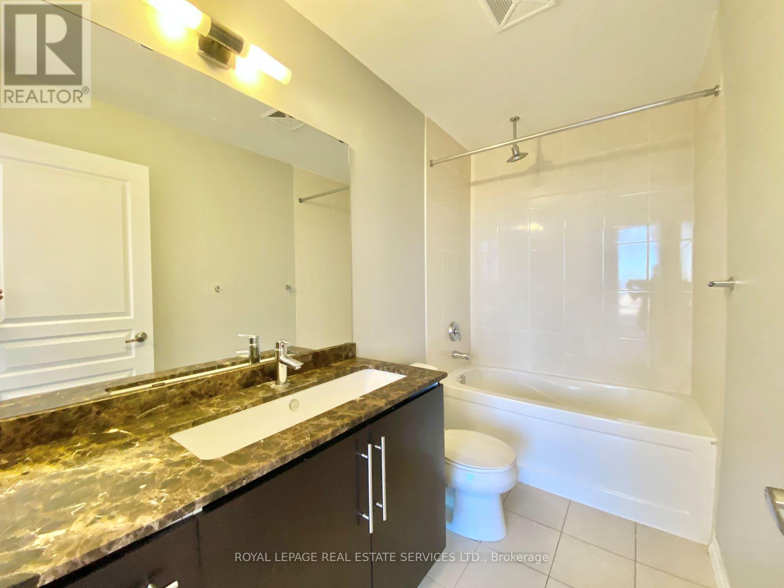 2706 - 223 Webb Drive, Mississauga, Ontario  L5B 0E8 - Photo 20 - W12428278