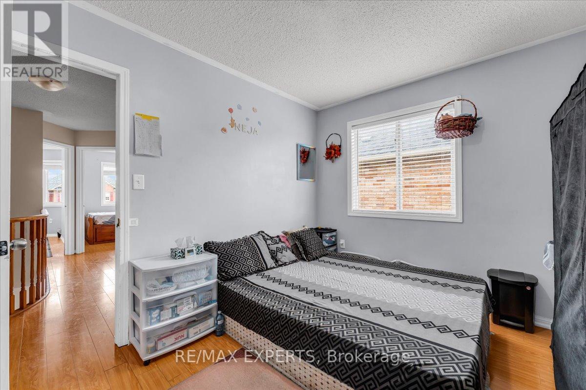 43 Jingle Crescent, Brampton, Ontario  L6S 0A8 - Photo 26 - W12428306