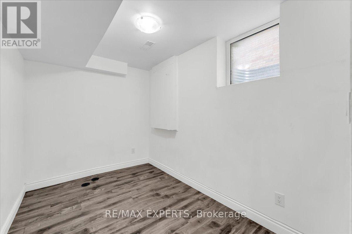 43 Jingle Crescent, Brampton, Ontario  L6S 0A8 - Photo 40 - W12428306