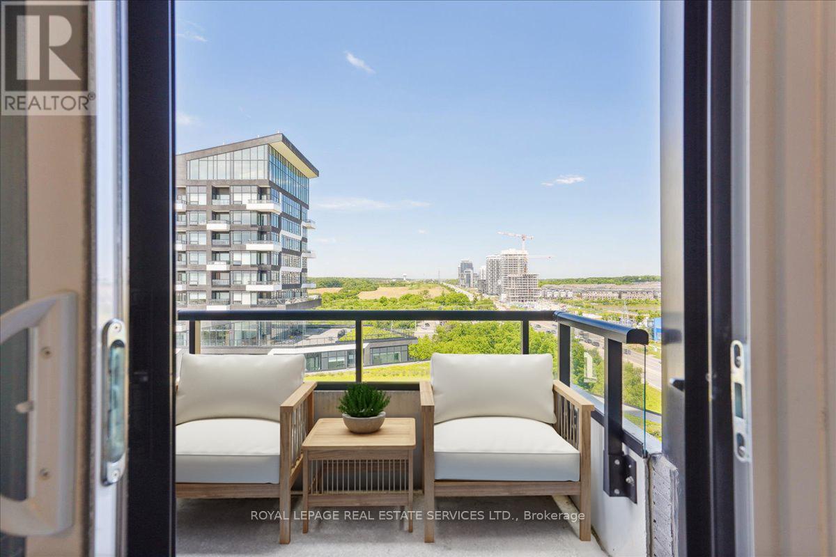 805 - 297 Oak Walk Drive, Oakville, Ontario  L6H 3R6 - Photo 12 - W12428315