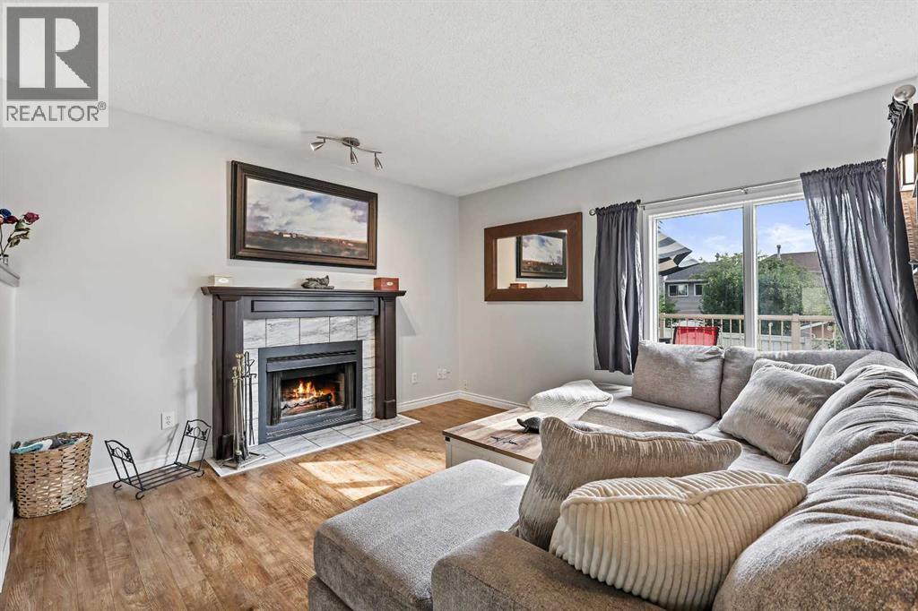 32 Millrise Crescent Sw, Calgary, Alberta  T2Y 2H6 - Photo 10 - A2256504