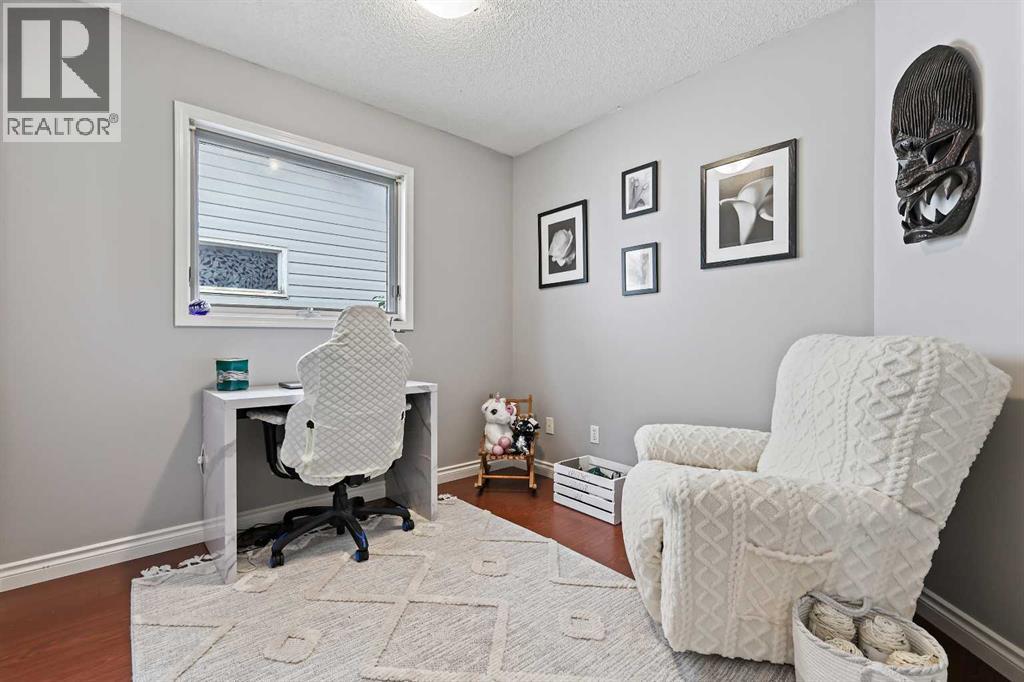 32 Millrise Crescent Sw, Calgary, Alberta  T2Y 2H6 - Photo 26 - A2256504