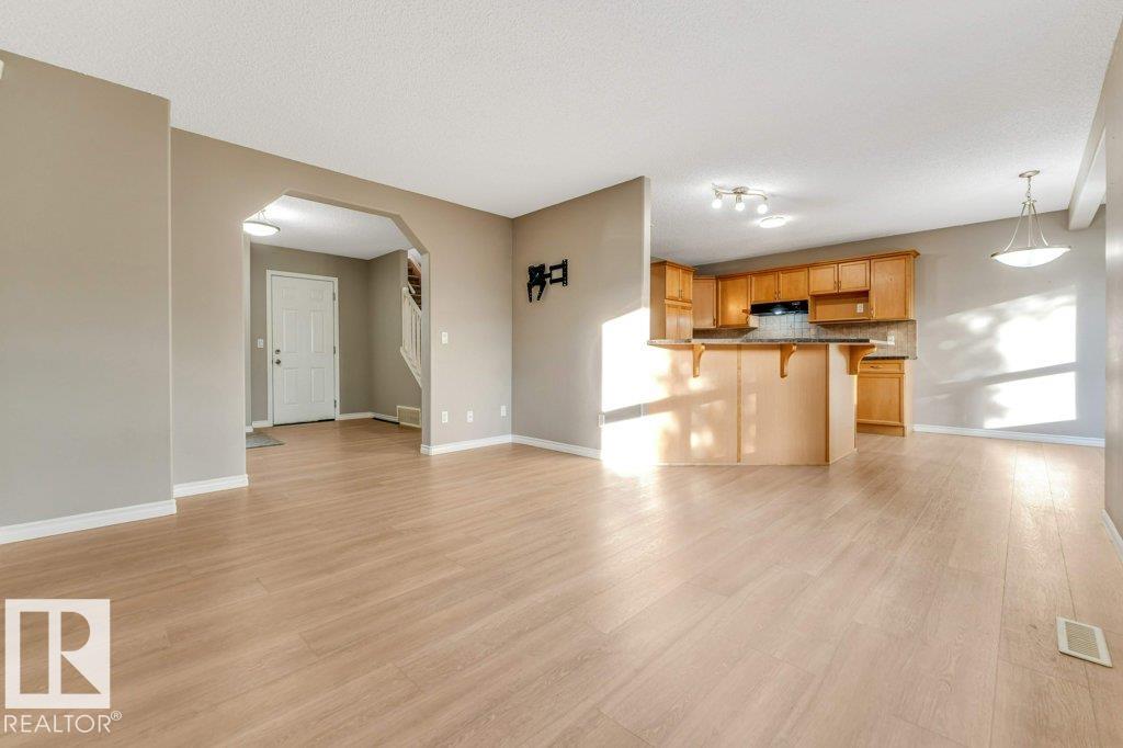 123 Champlain Pl, Beaumont, Alberta  T4X 1V9 - Photo 12 - E4459626